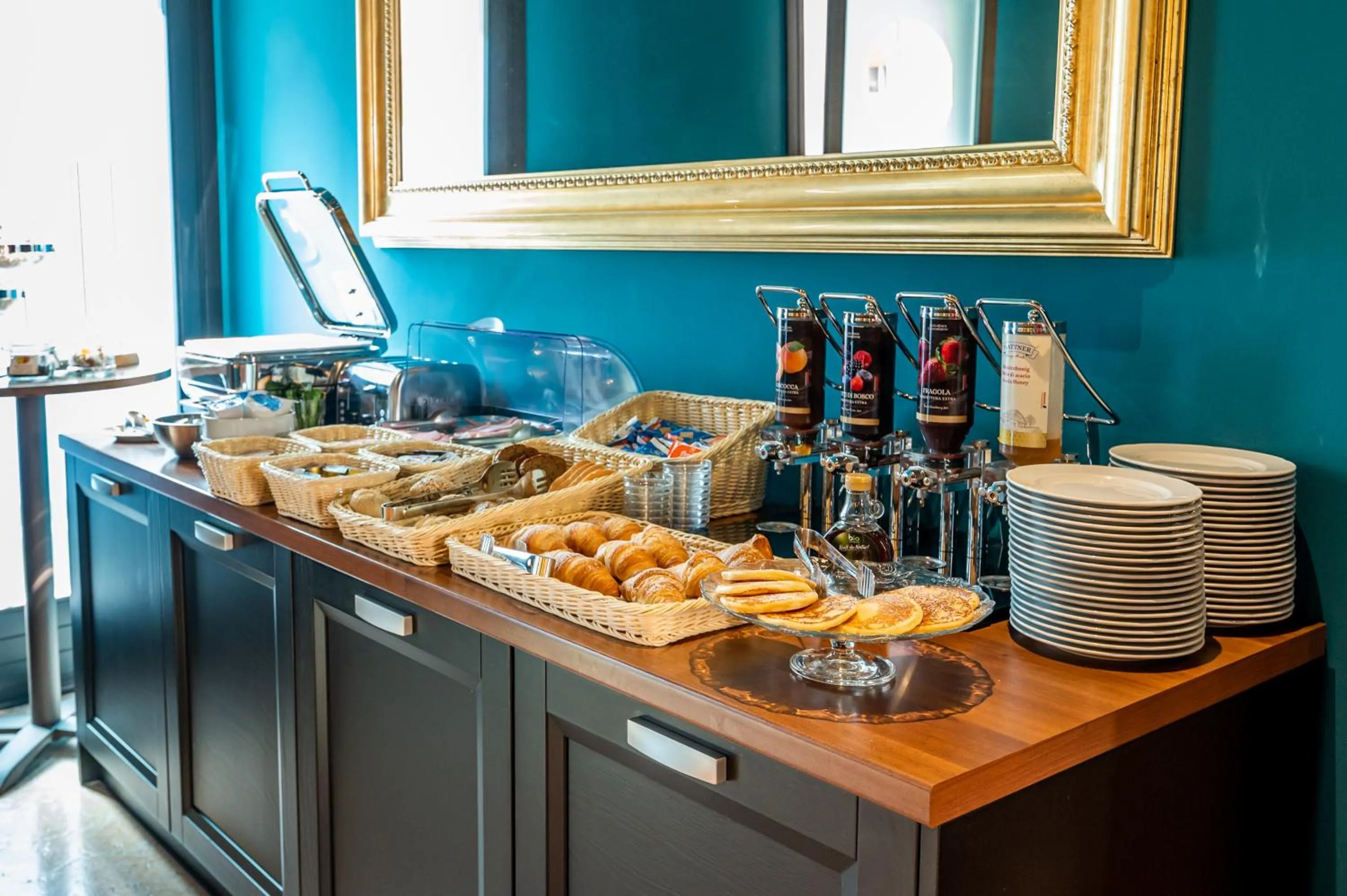 Breakfast in Hotel Miro'