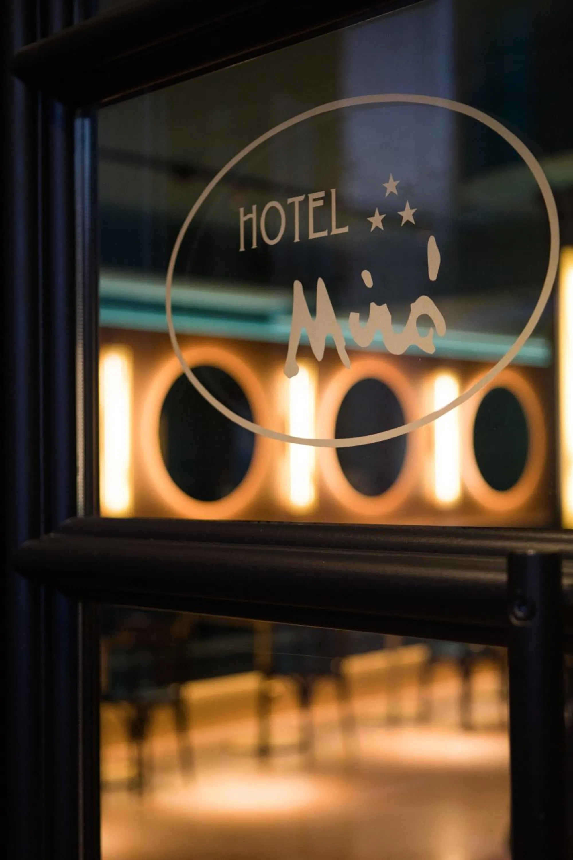 Property logo or sign in Hotel Miro'