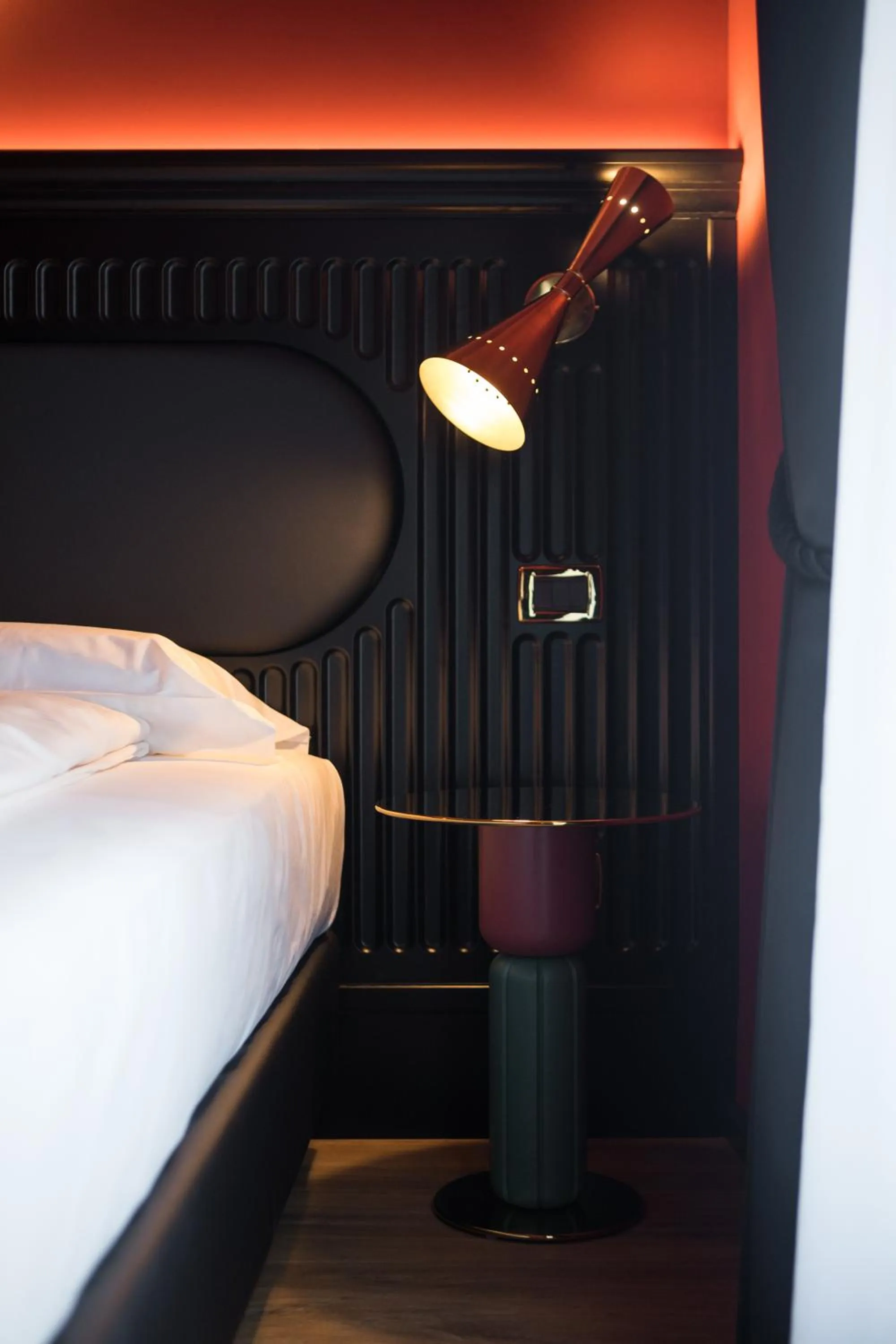 Decorative detail, Bed in Hotel Miro'