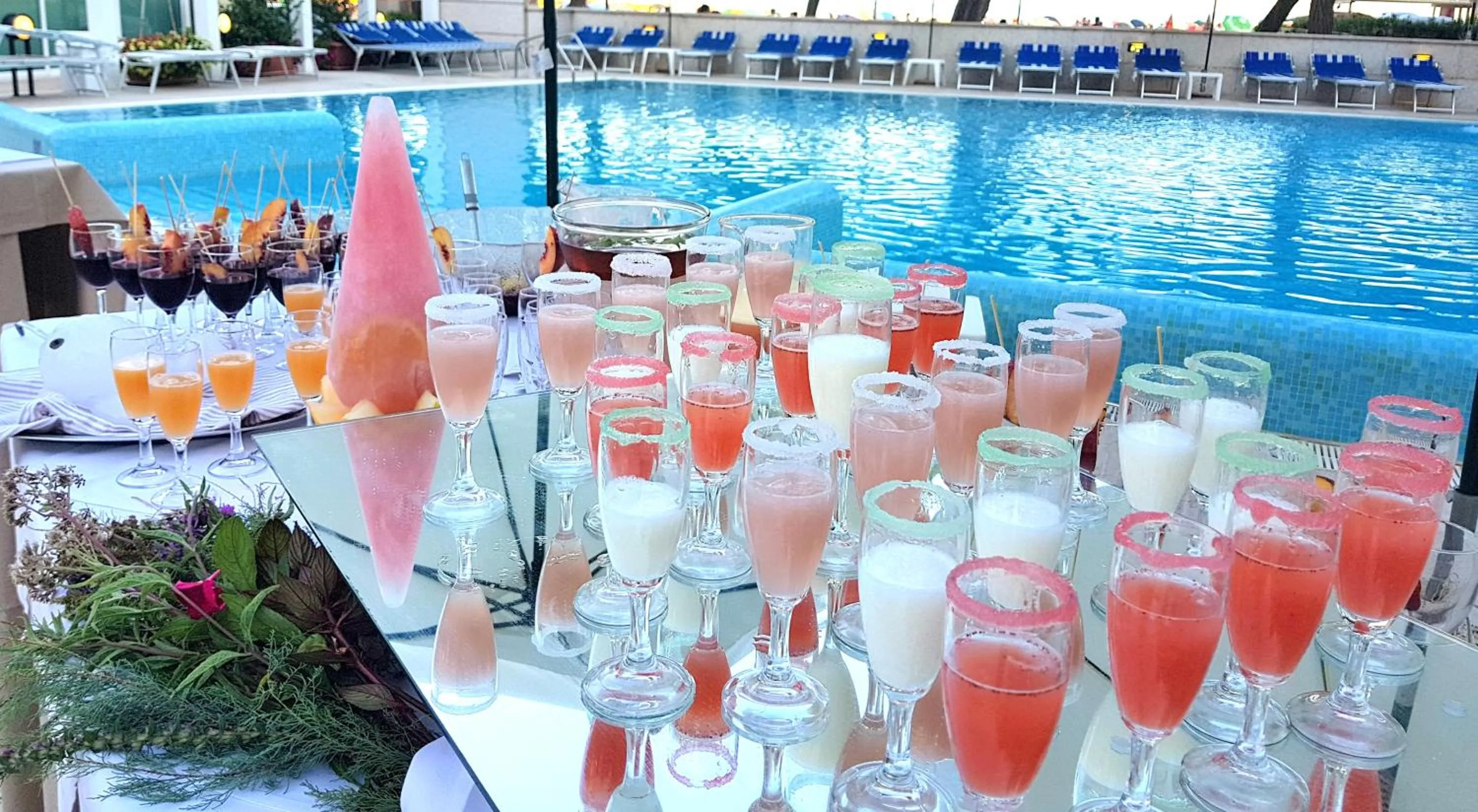 Alcoholic drinks in Hotel Bristol