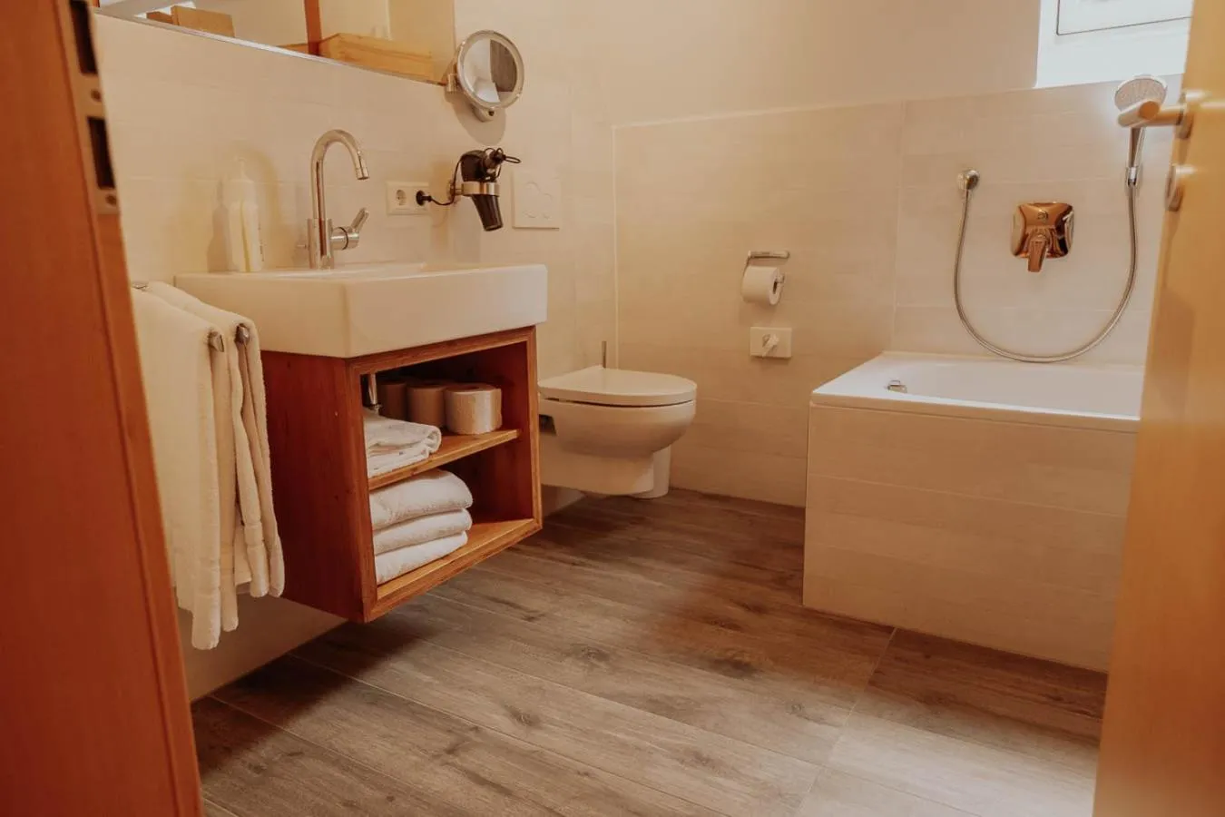 Bathroom in Hotel Gasthaus zur Sonne