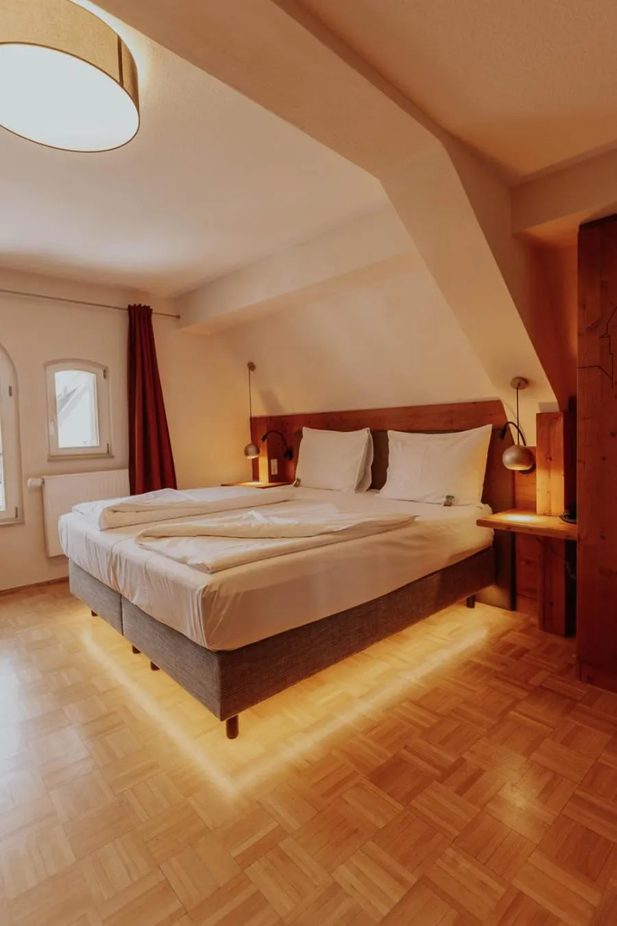 Bed in Hotel Gasthaus zur Sonne