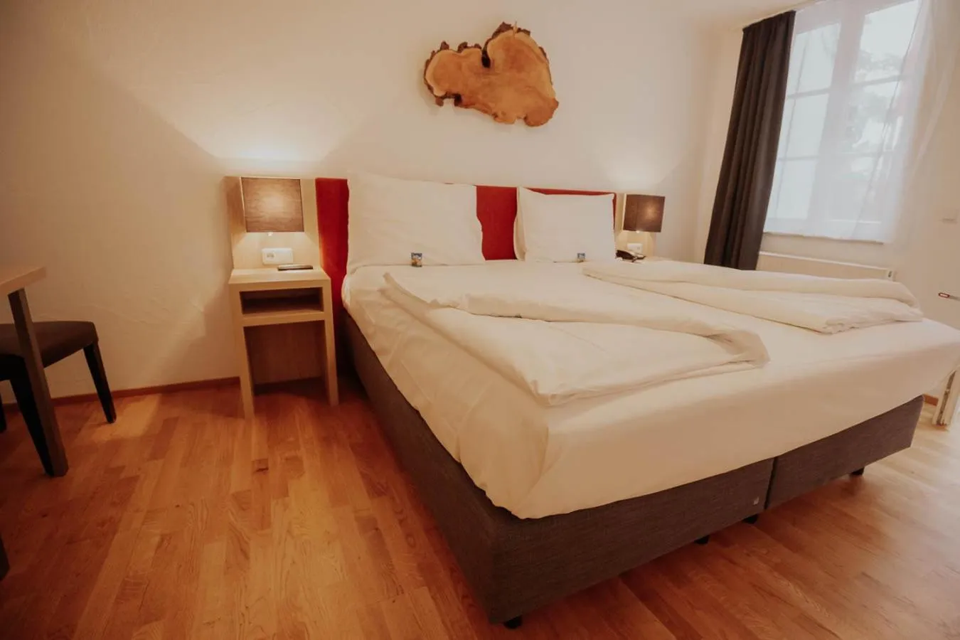 Bed in Hotel Gasthaus zur Sonne