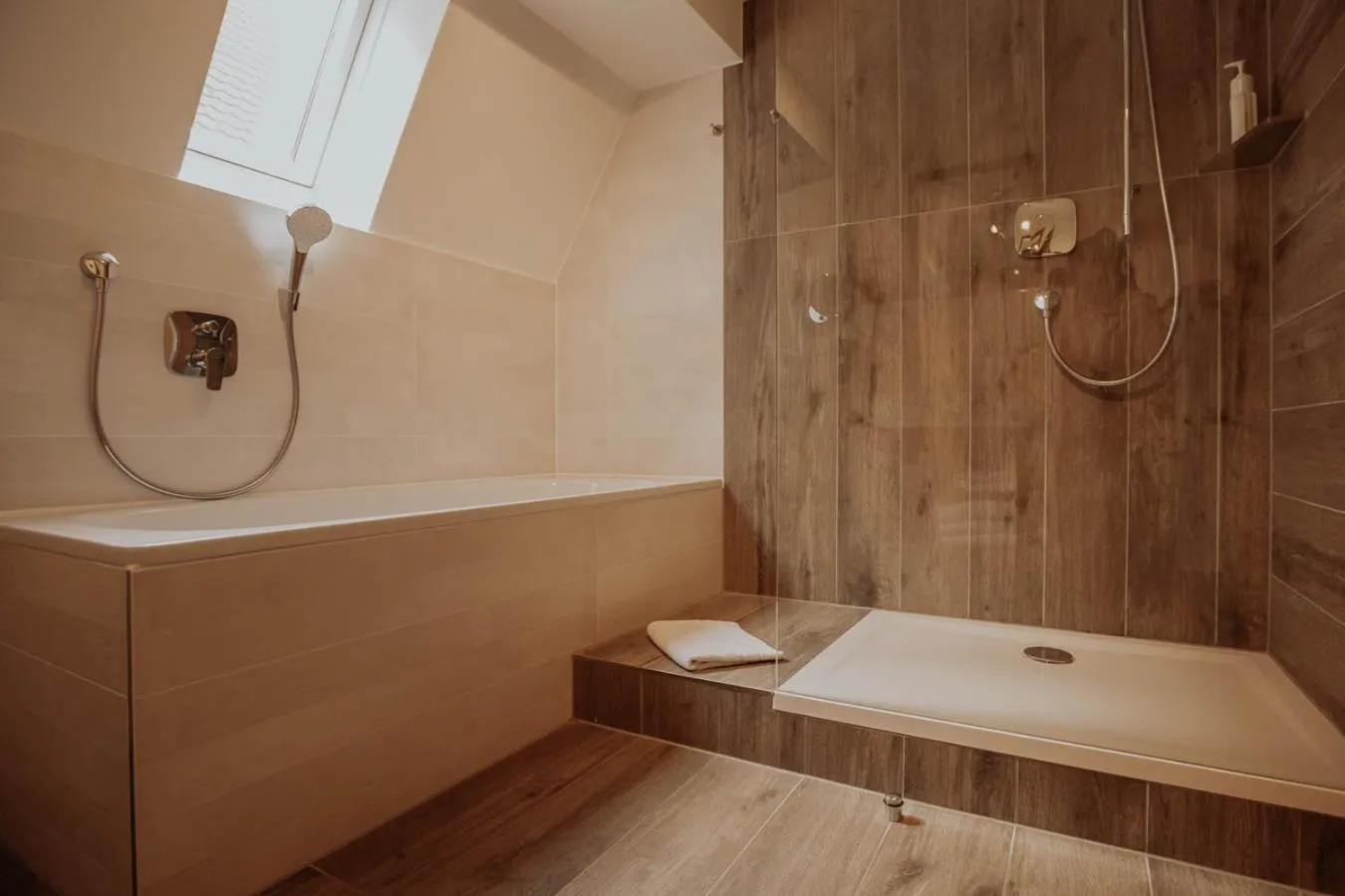 Bathroom in Hotel Gasthaus zur Sonne