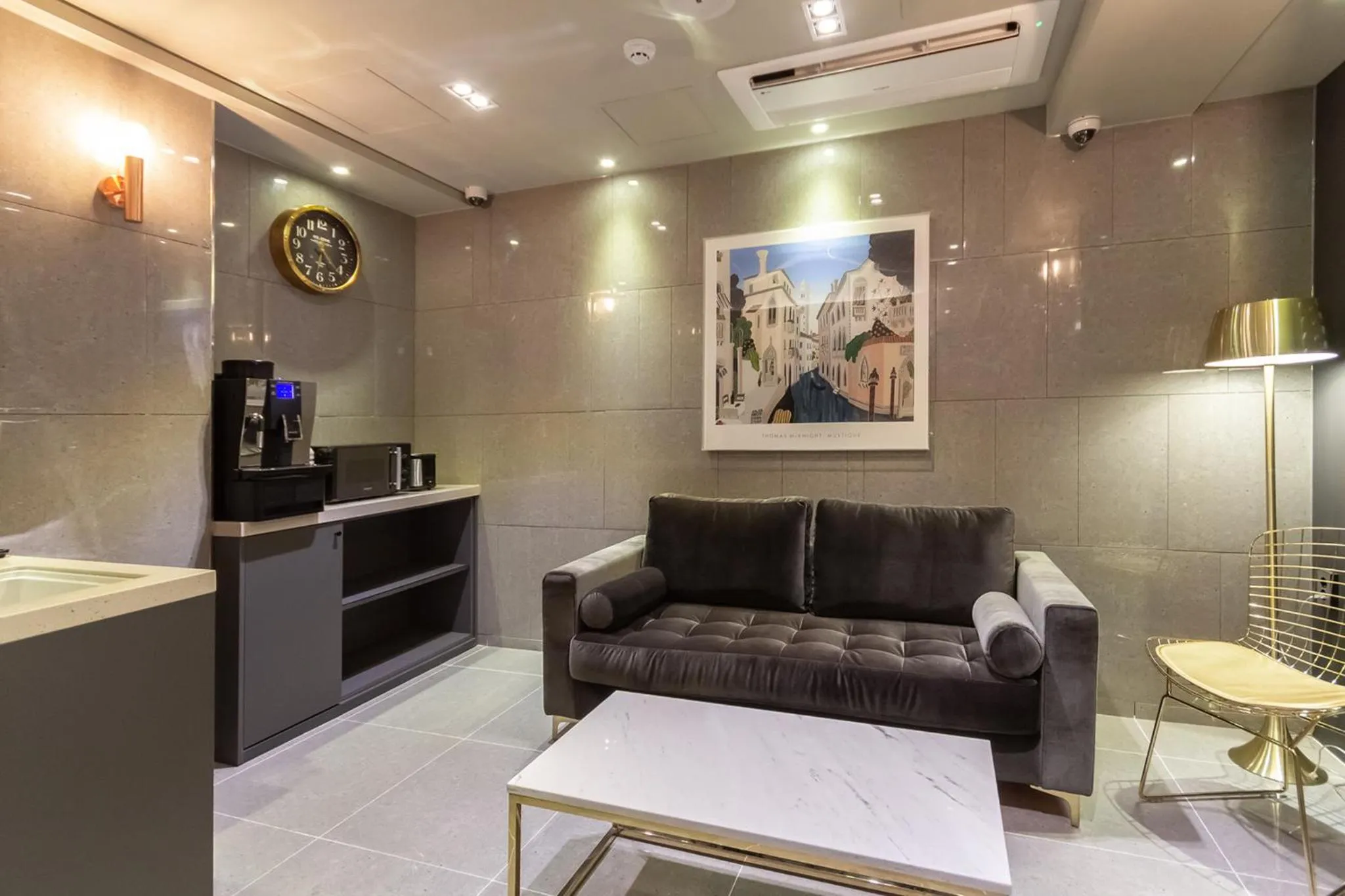 Coffee/tea facilities in 브라운도트호텔 센텀시티 벡스코점