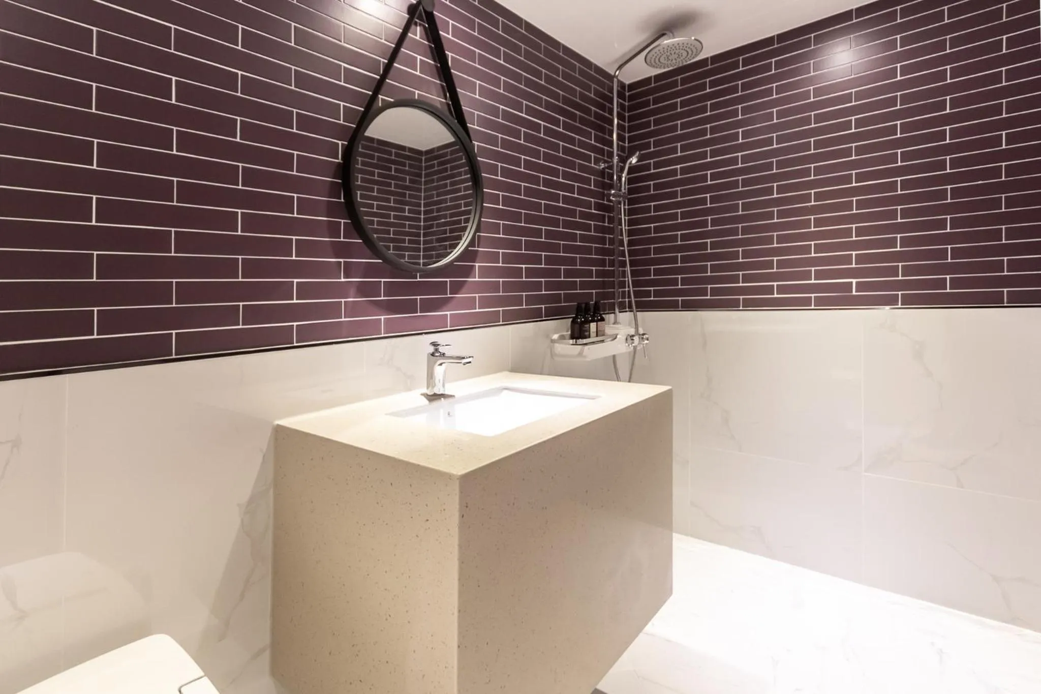 Bathroom in 브라운도트호텔 센텀시티 벡스코점