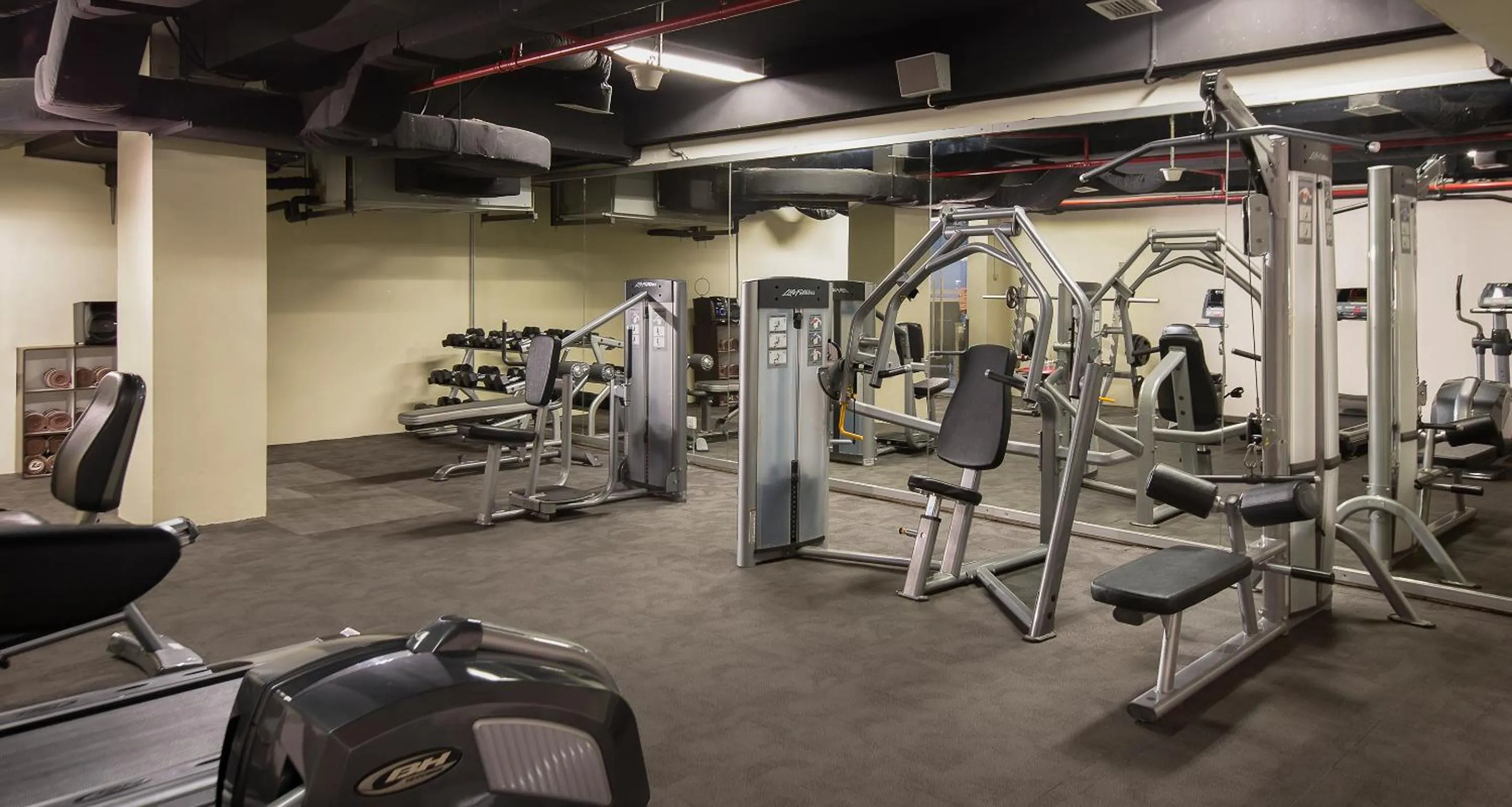 Fitness centre/facilities in Atria Hotel Magelang