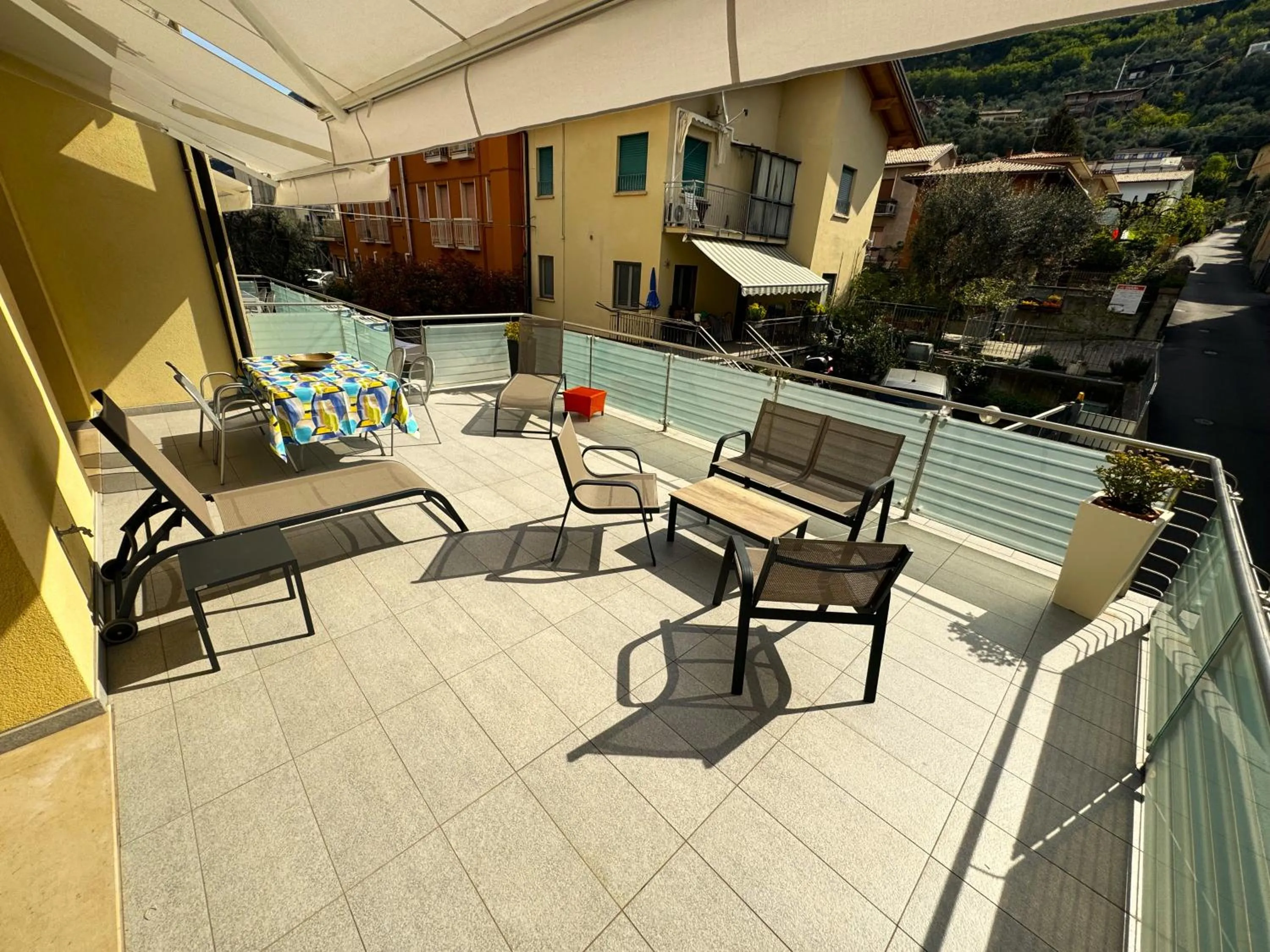 hair dresser in Gardesana Active Apartments