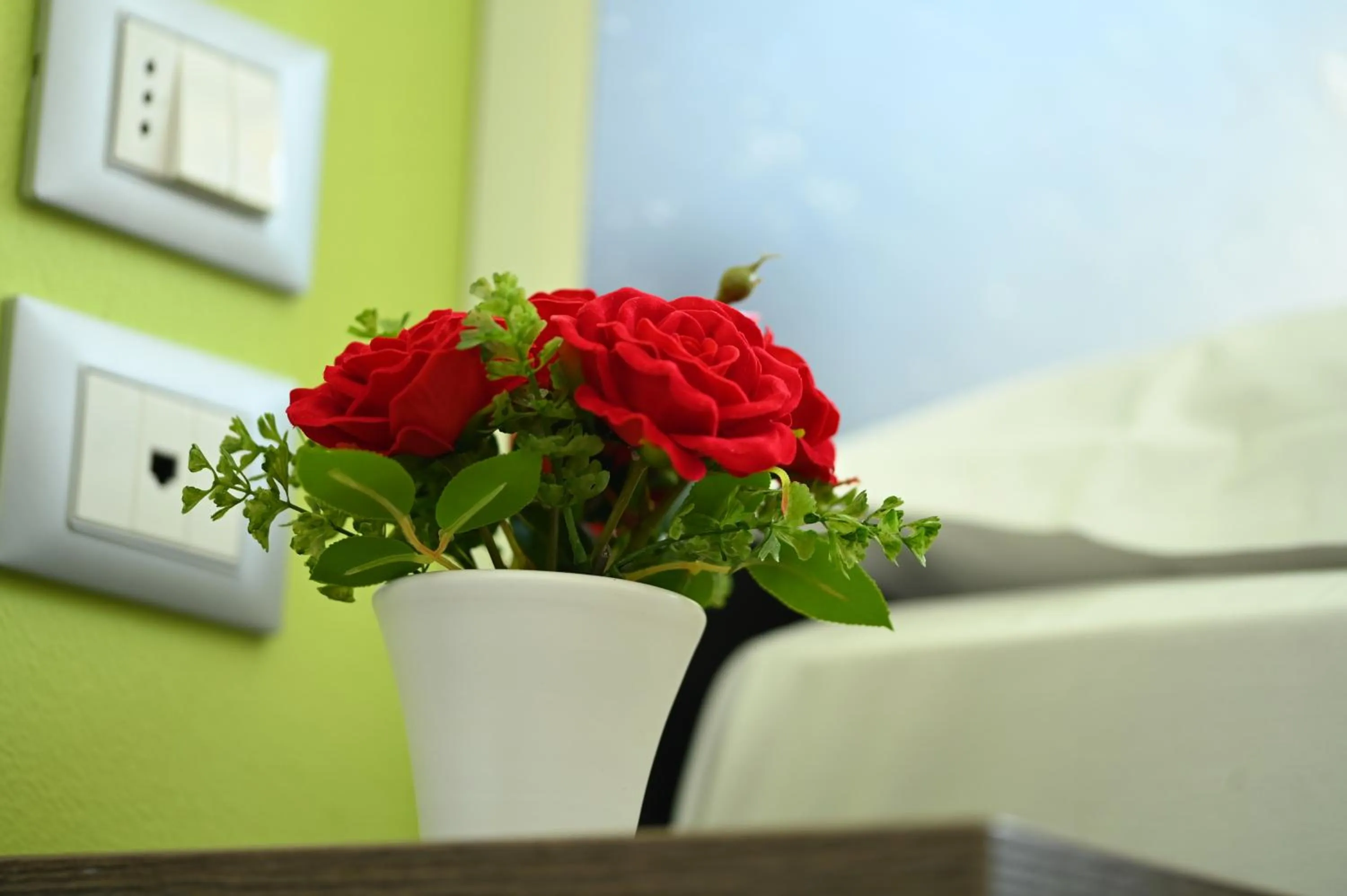 Decorative detail, Bed in Gardesana Active Apartments