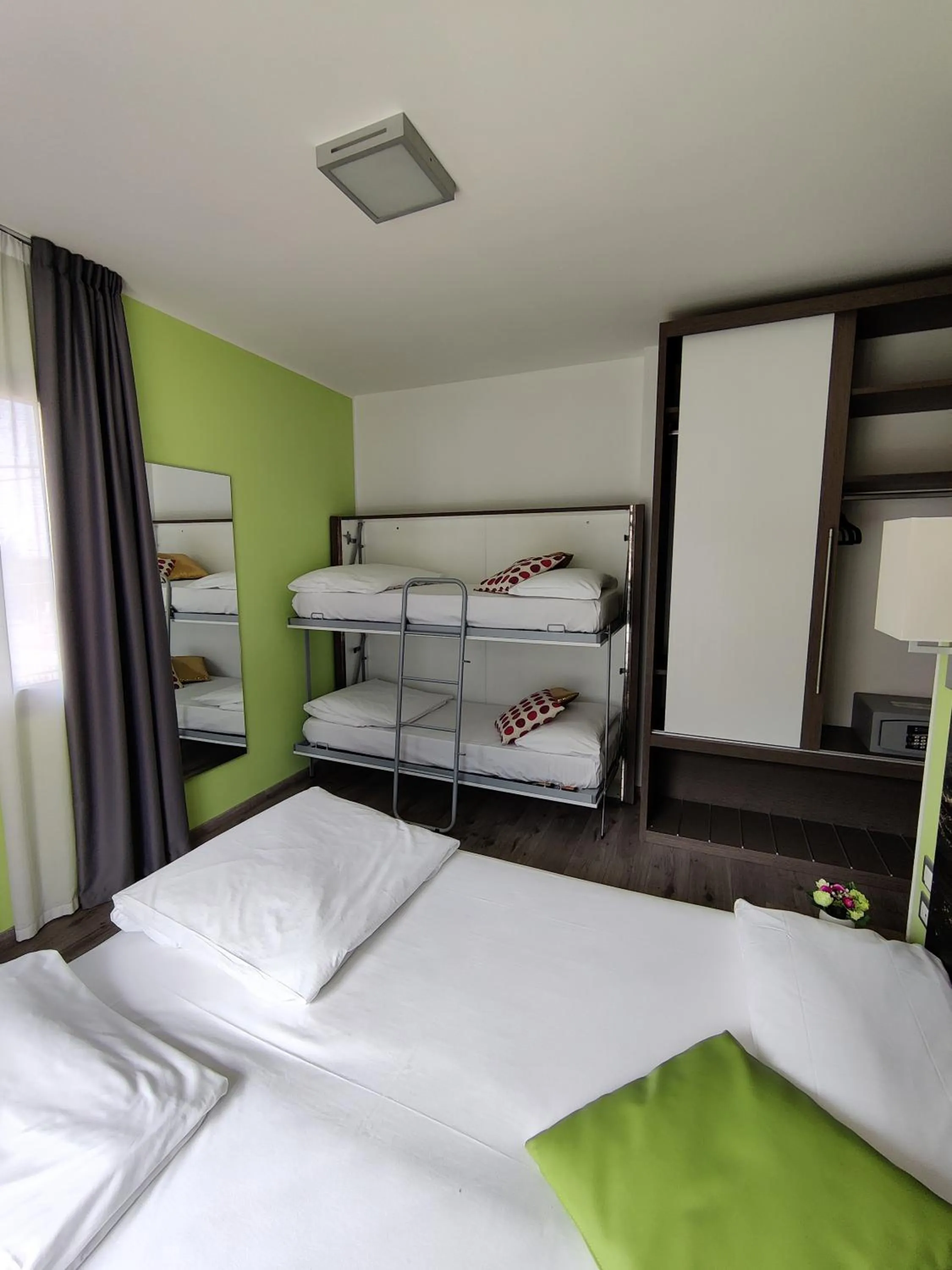 Bedroom, Bed in Gardesana Active Apartments