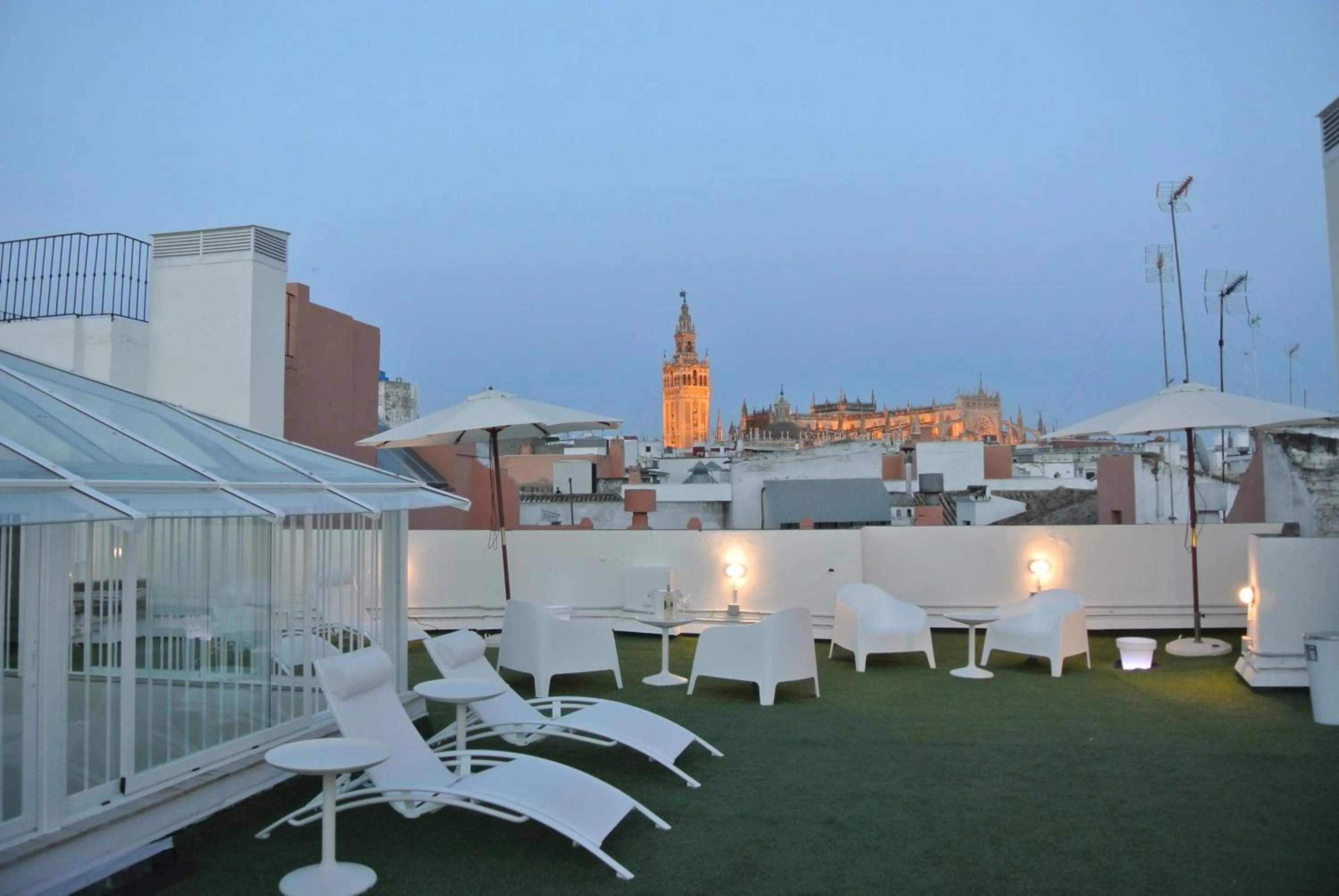 Solarium in Suites Sevilla Plaza