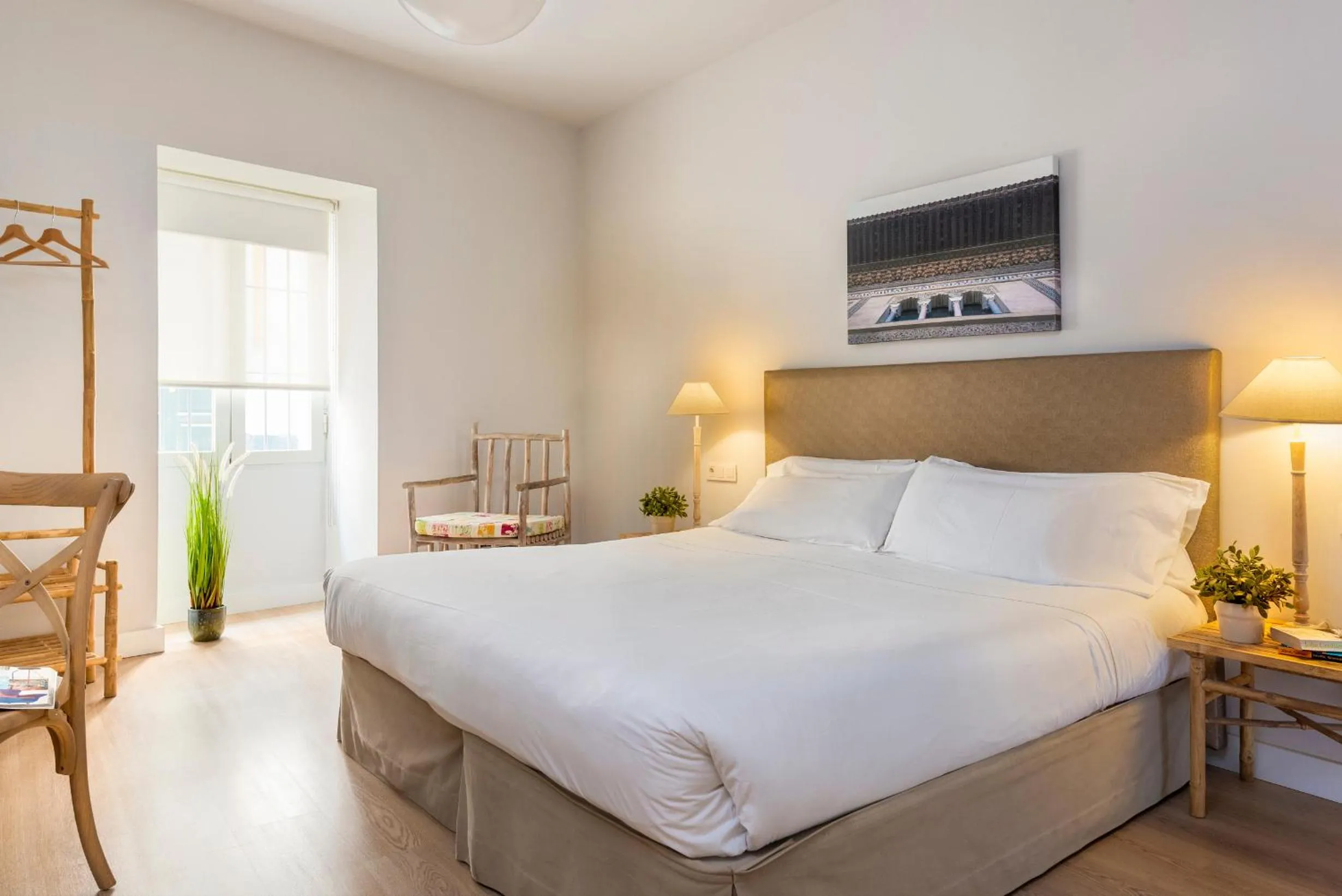 Bed in Suites Sevilla Plaza