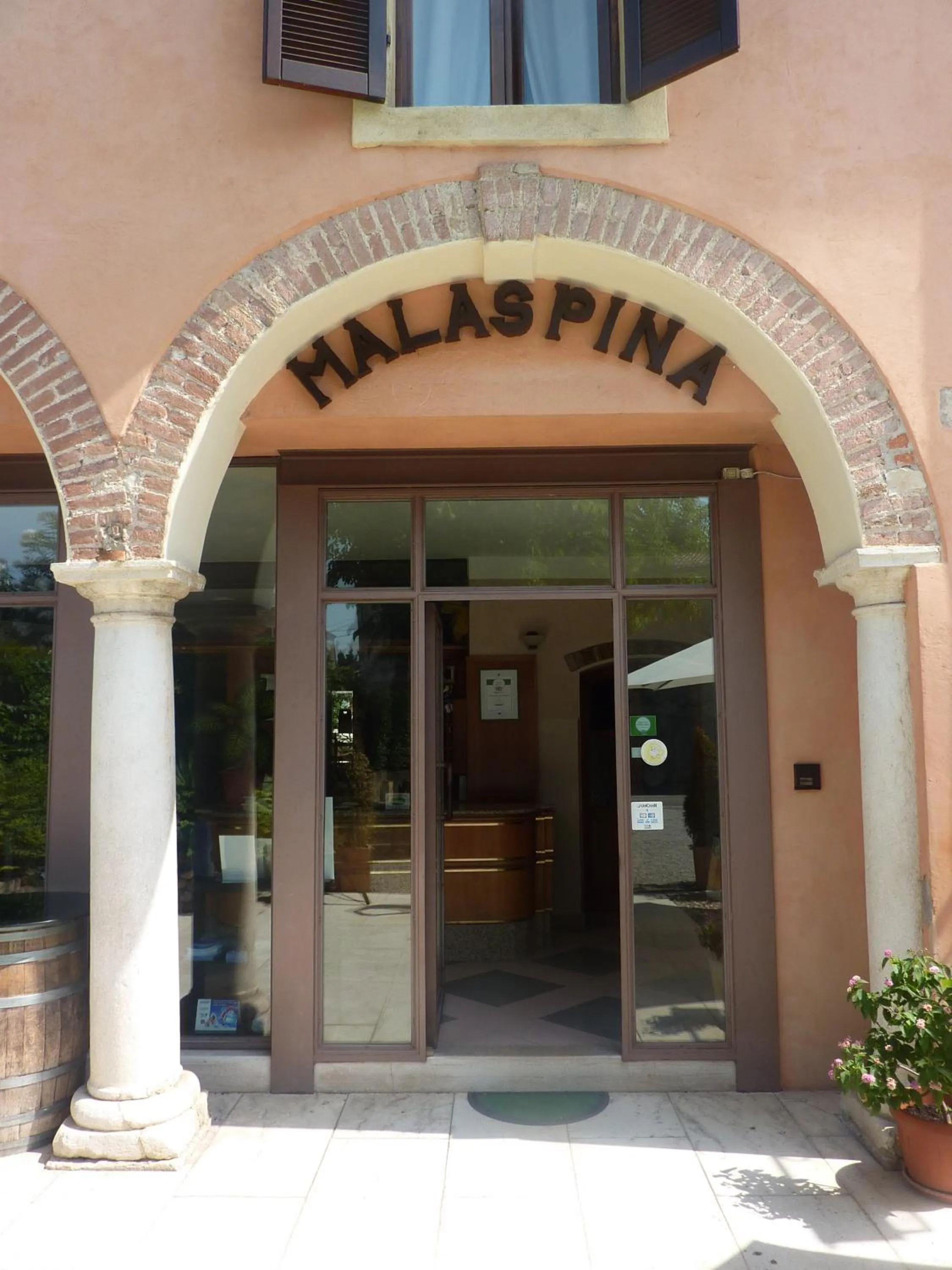 Facade/entrance in Boutique Hotel Corte Malaspina