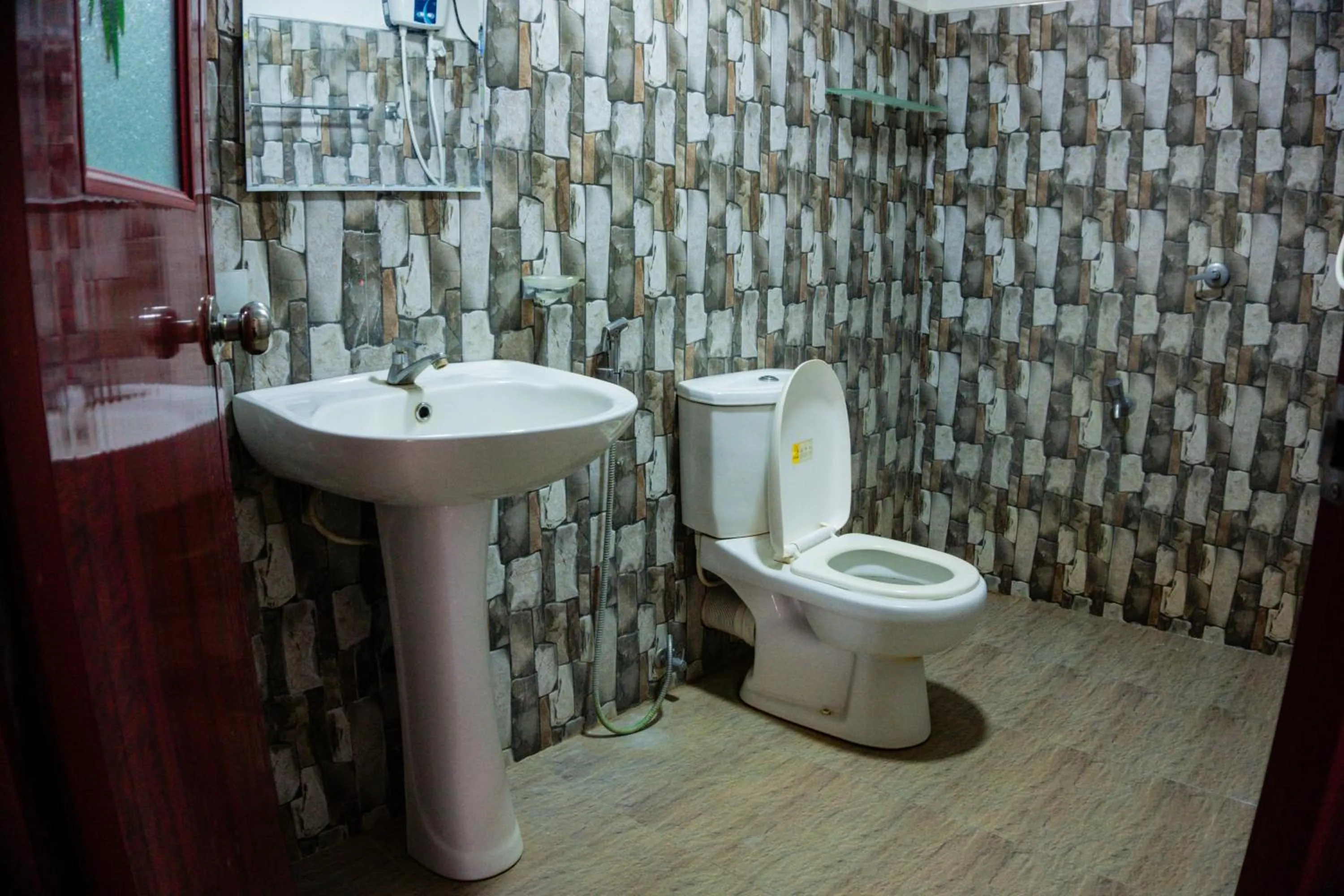 Green Edge Residences