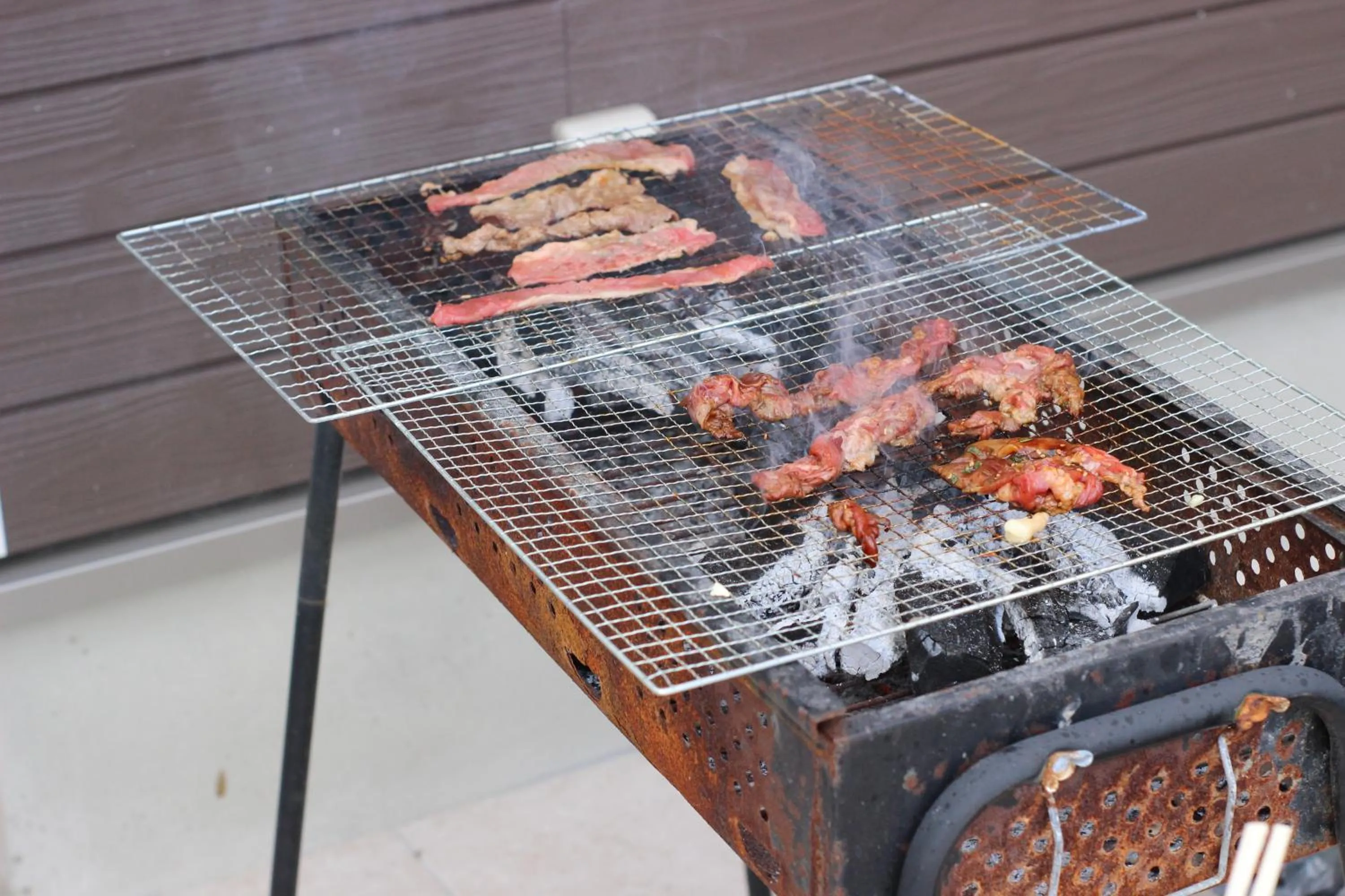 BBQ facilities in Akizero Onnason
