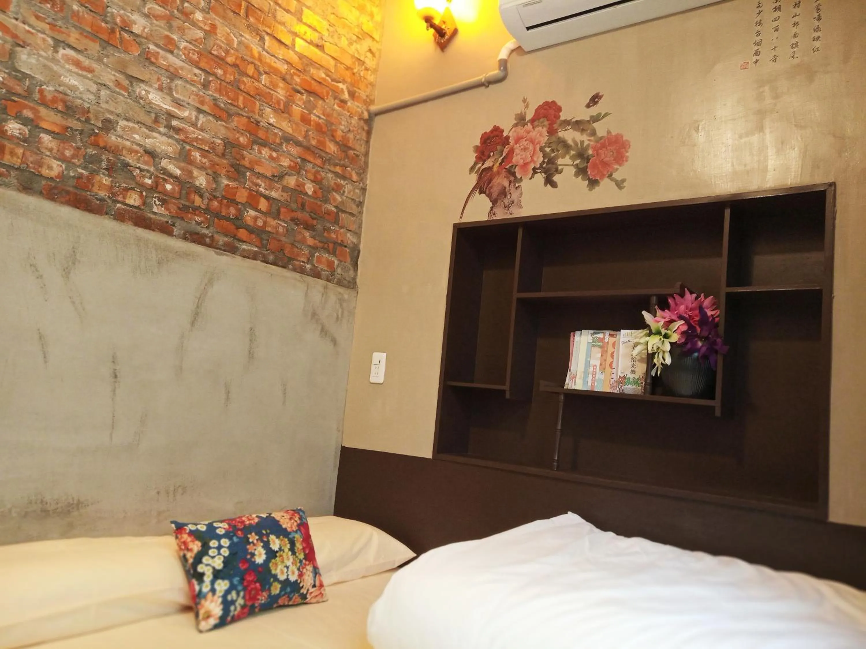 Bed in Tainan-Inn