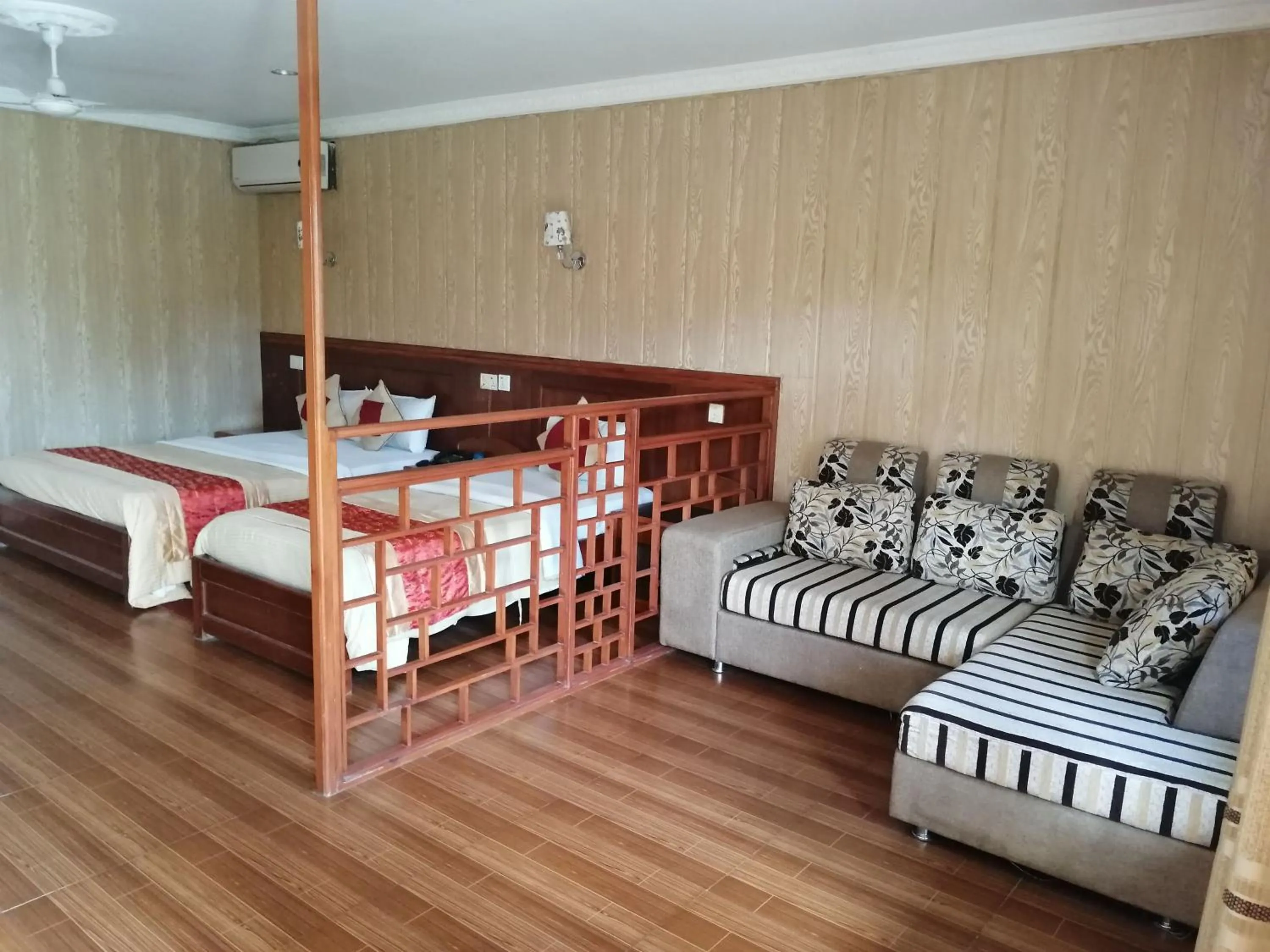 Bed in Hotel Wildlife Camp