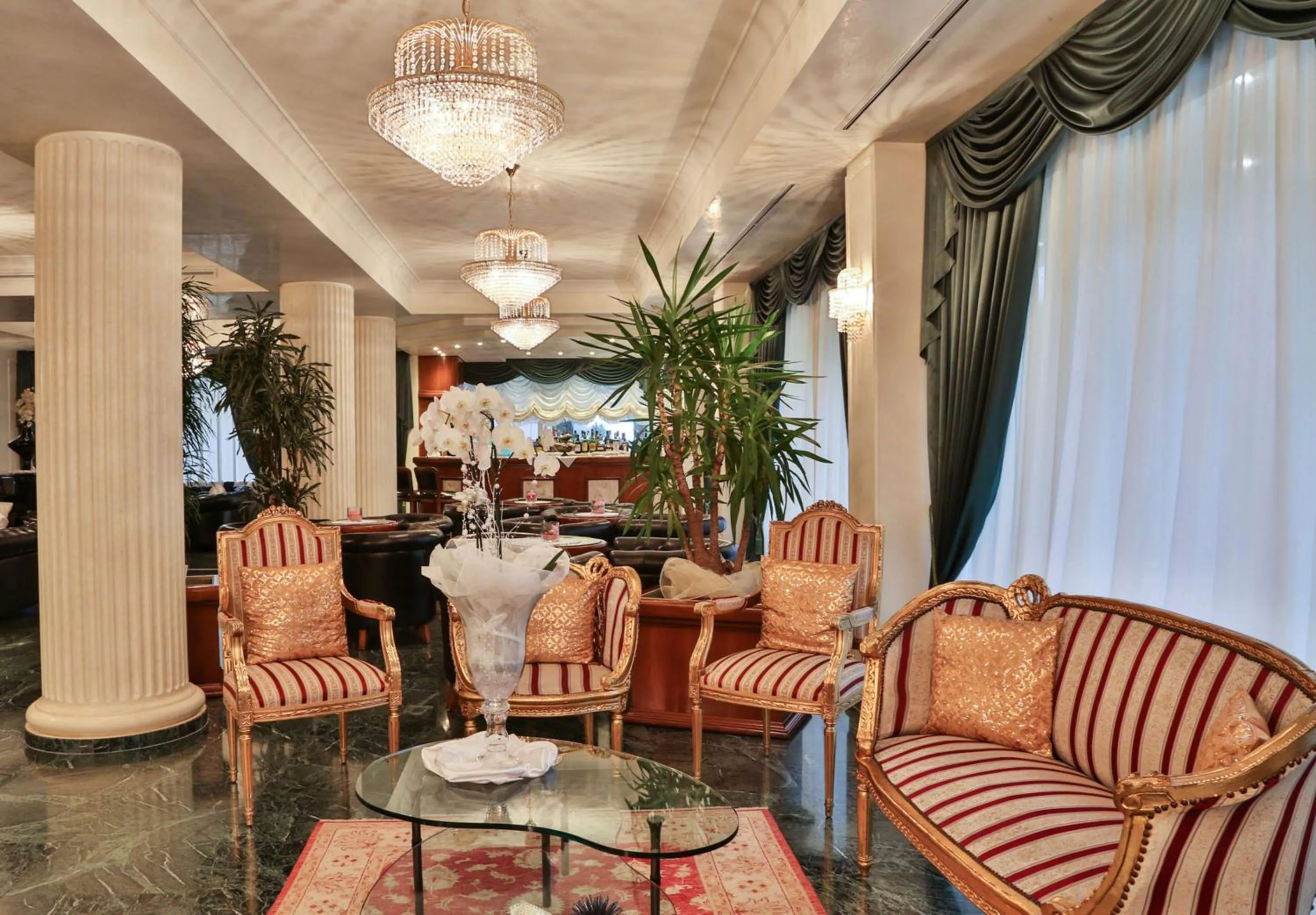 Lobby or reception in Hotel Globus, Sure Hotel Collection by Best Western