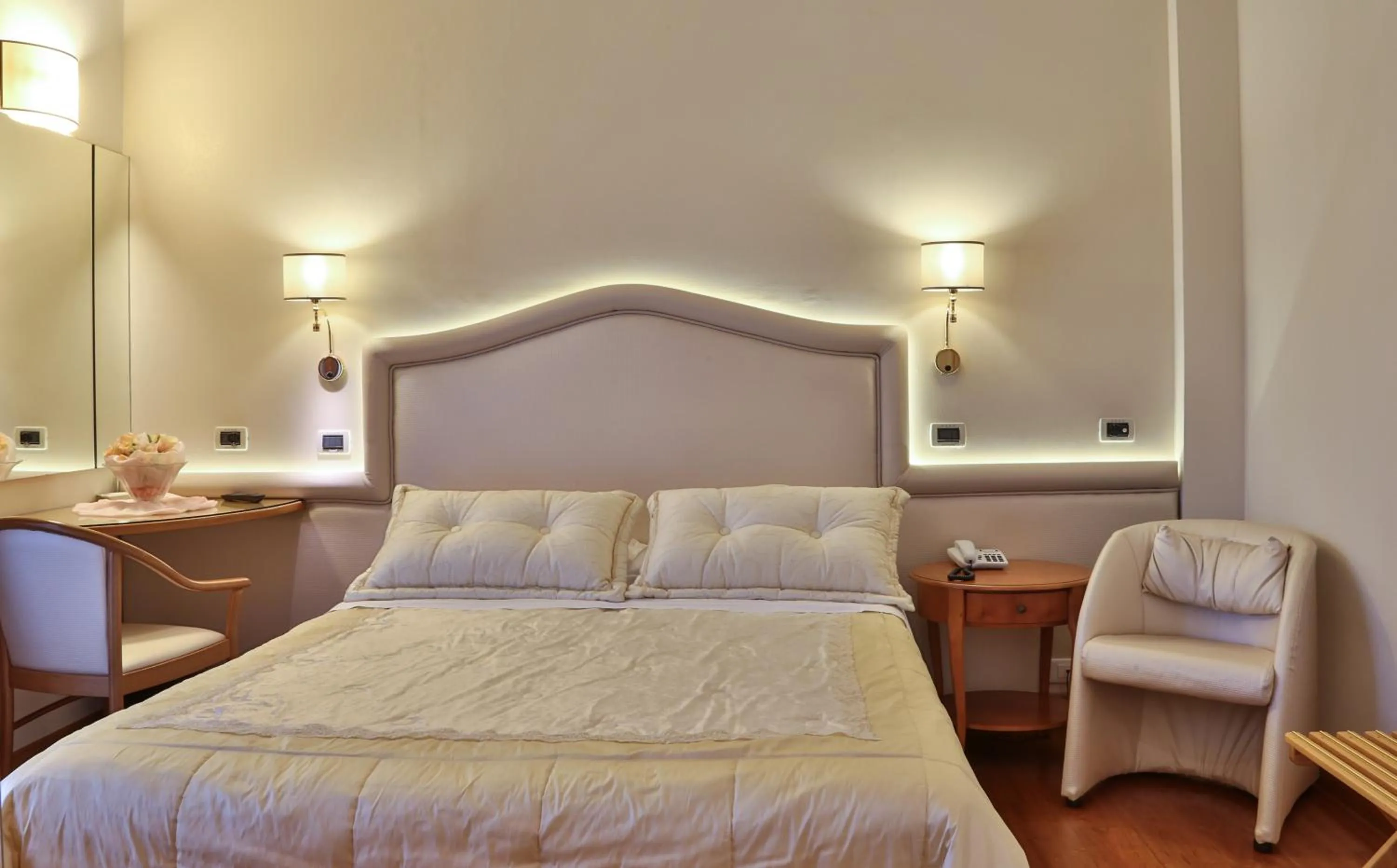 Photo of the whole room in Hotel Globus, Sure Hotel Collection by Best Western