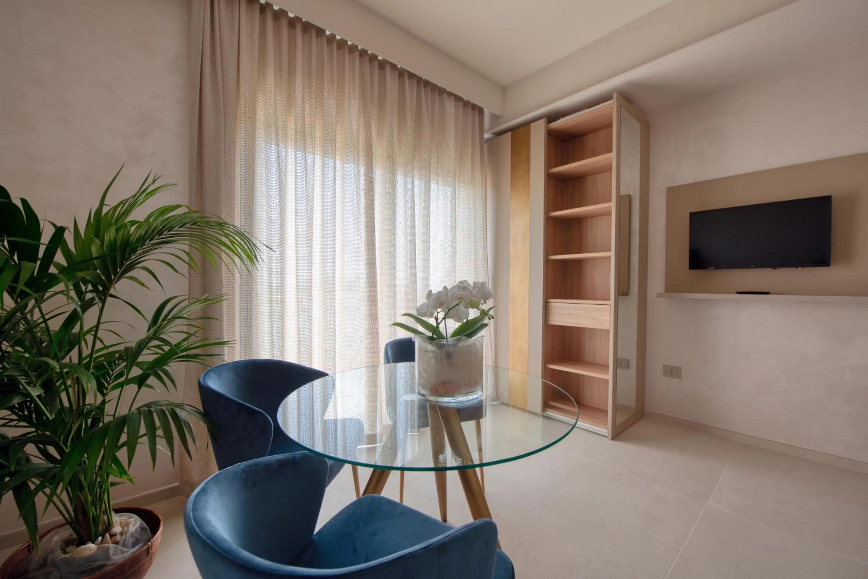 Seating area in Hotel Globus, Sure Hotel Collection by Best Western