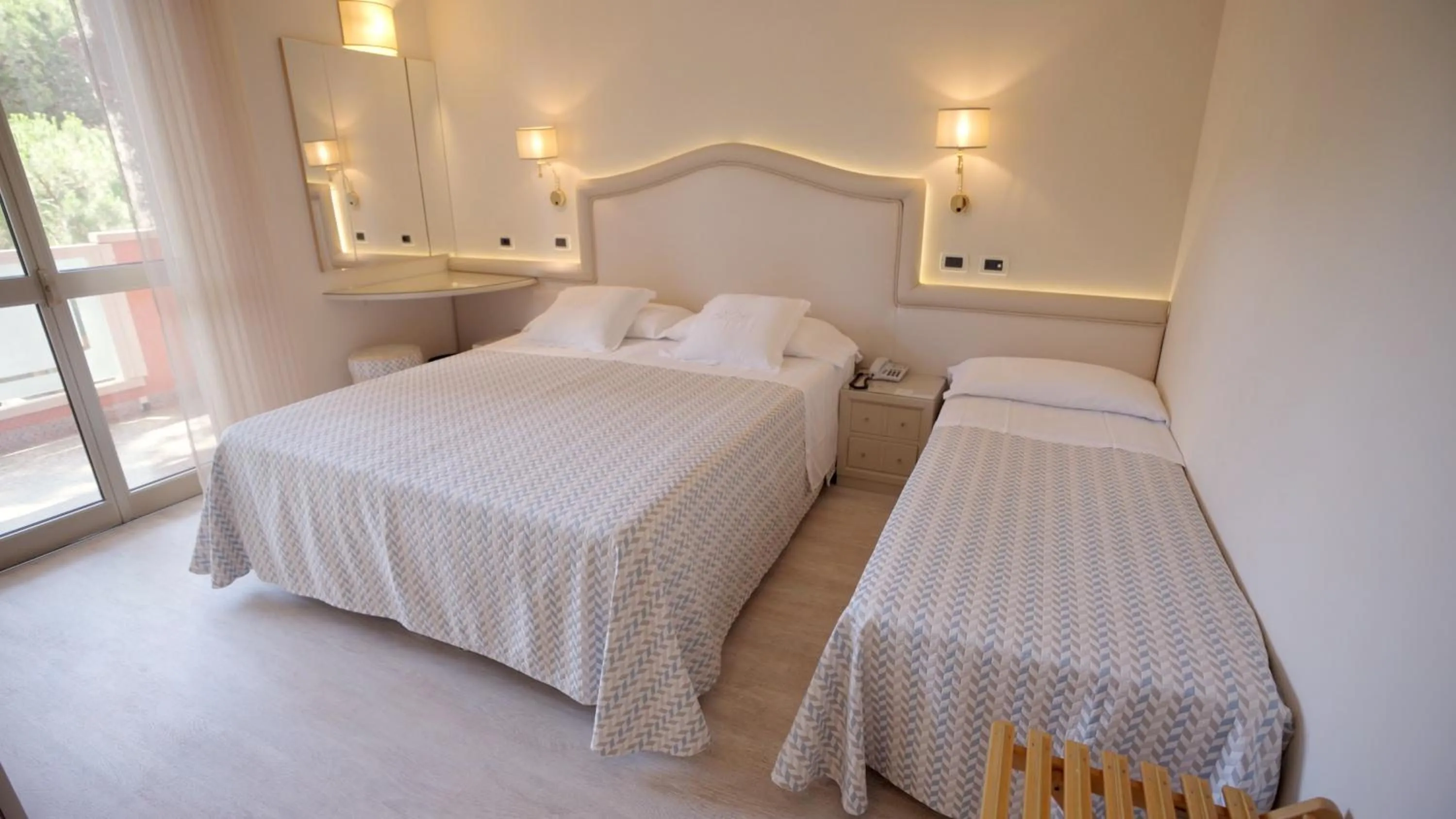 Bedroom in Hotel Globus