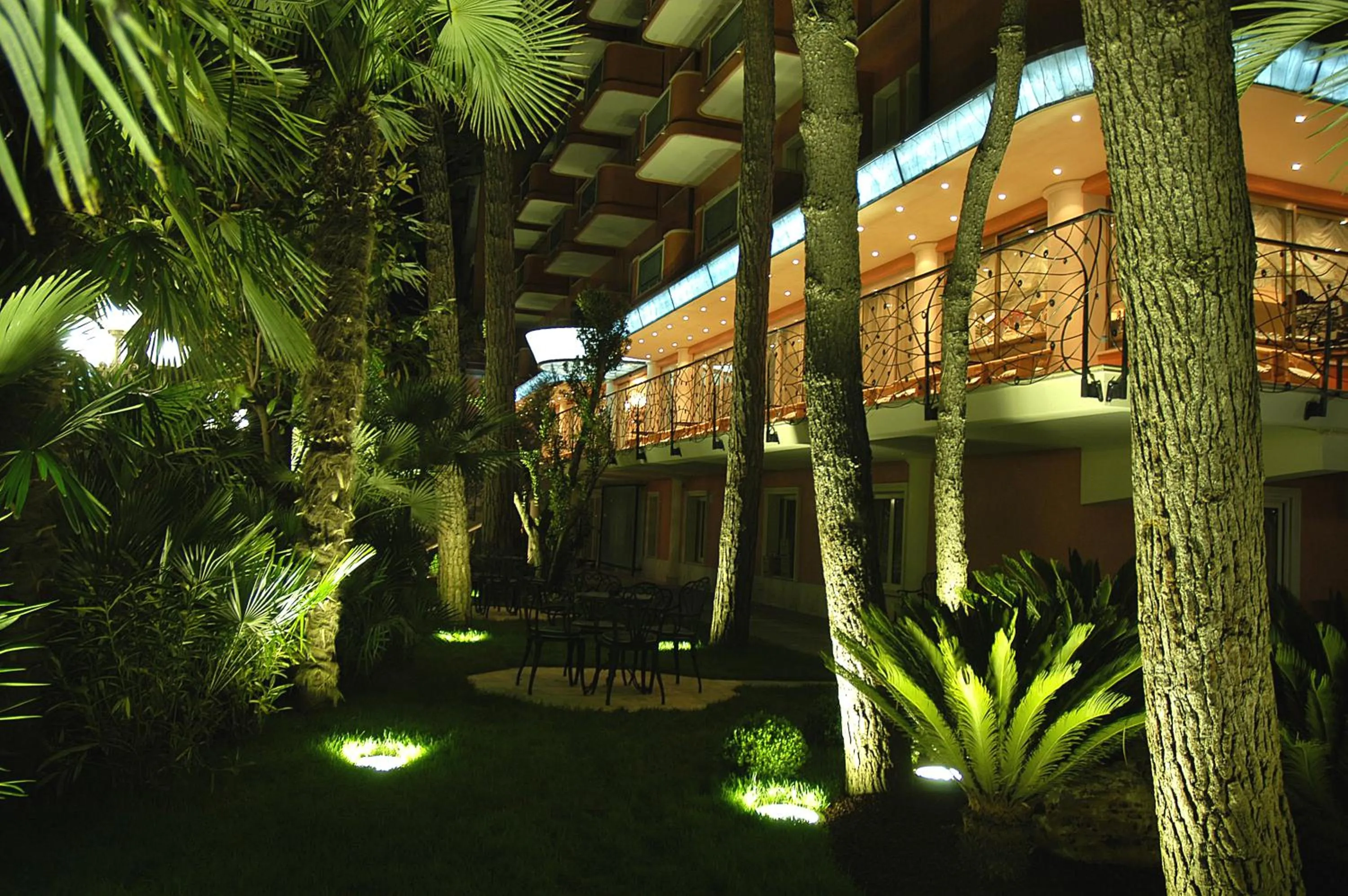 Garden in Hotel Globus, Sure Hotel Collection by Best Western