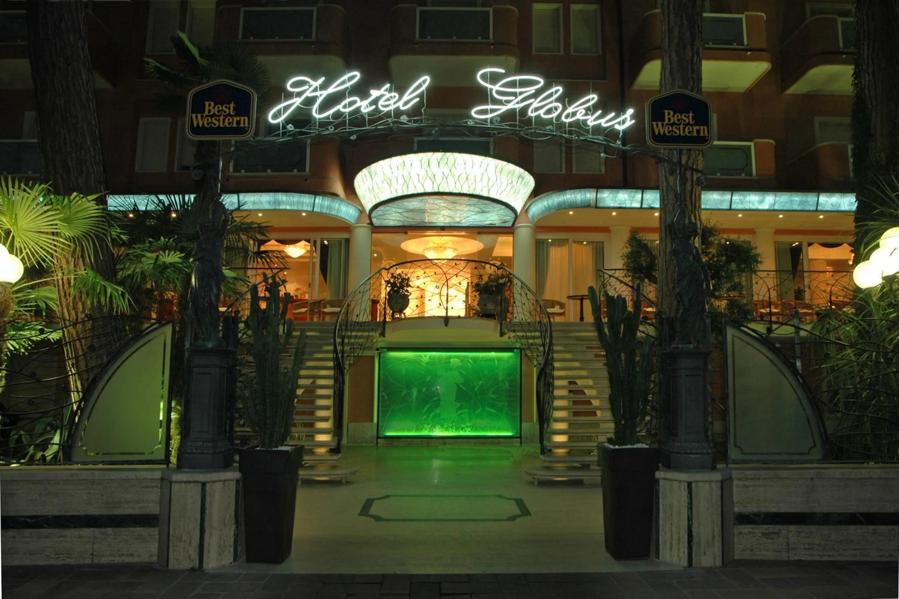 Facade/entrance in Hotel Globus, Sure Hotel Collection by Best Western