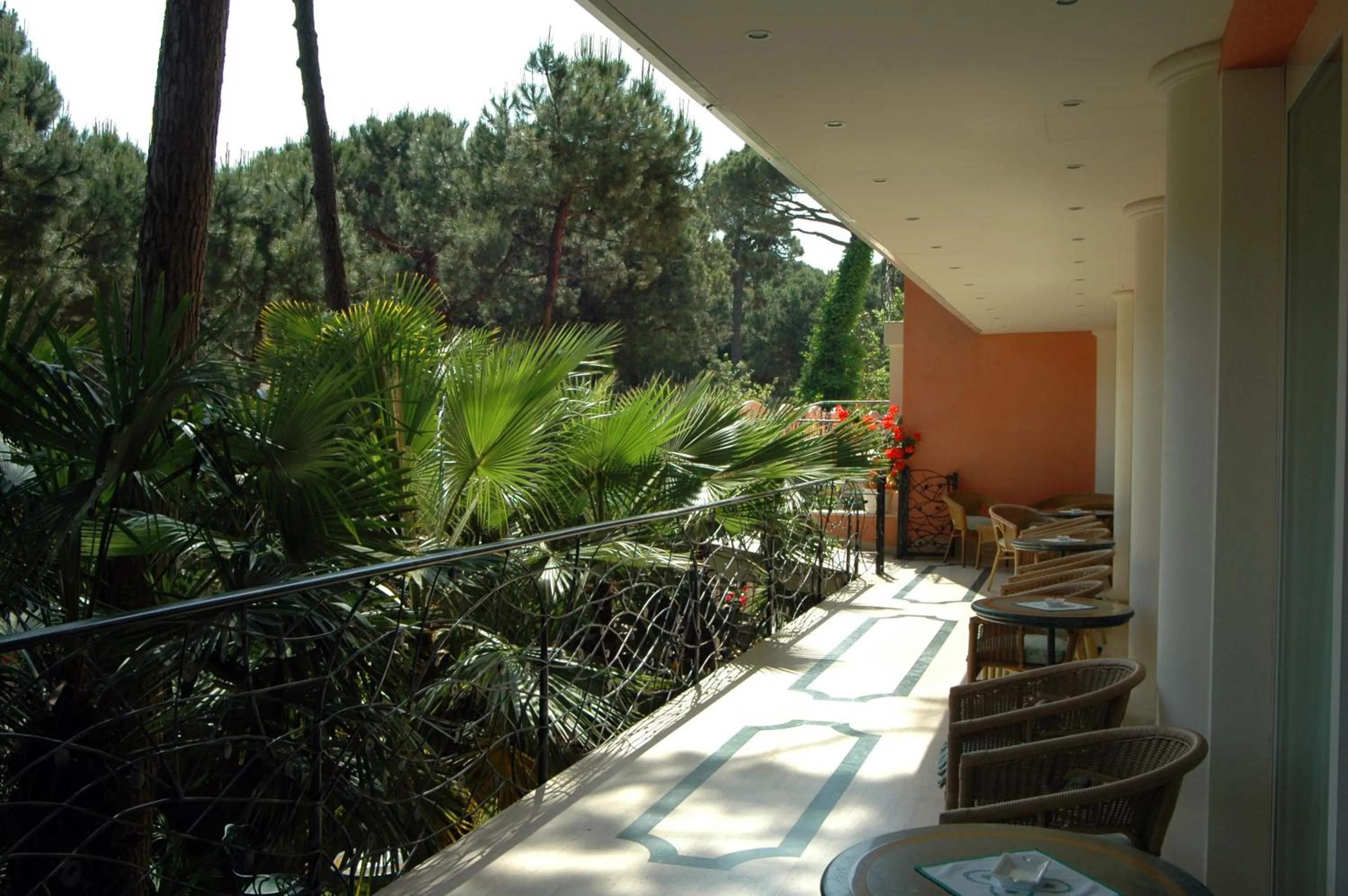 Balcony/Terrace in Hotel Globus, Sure Hotel Collection by Best Western