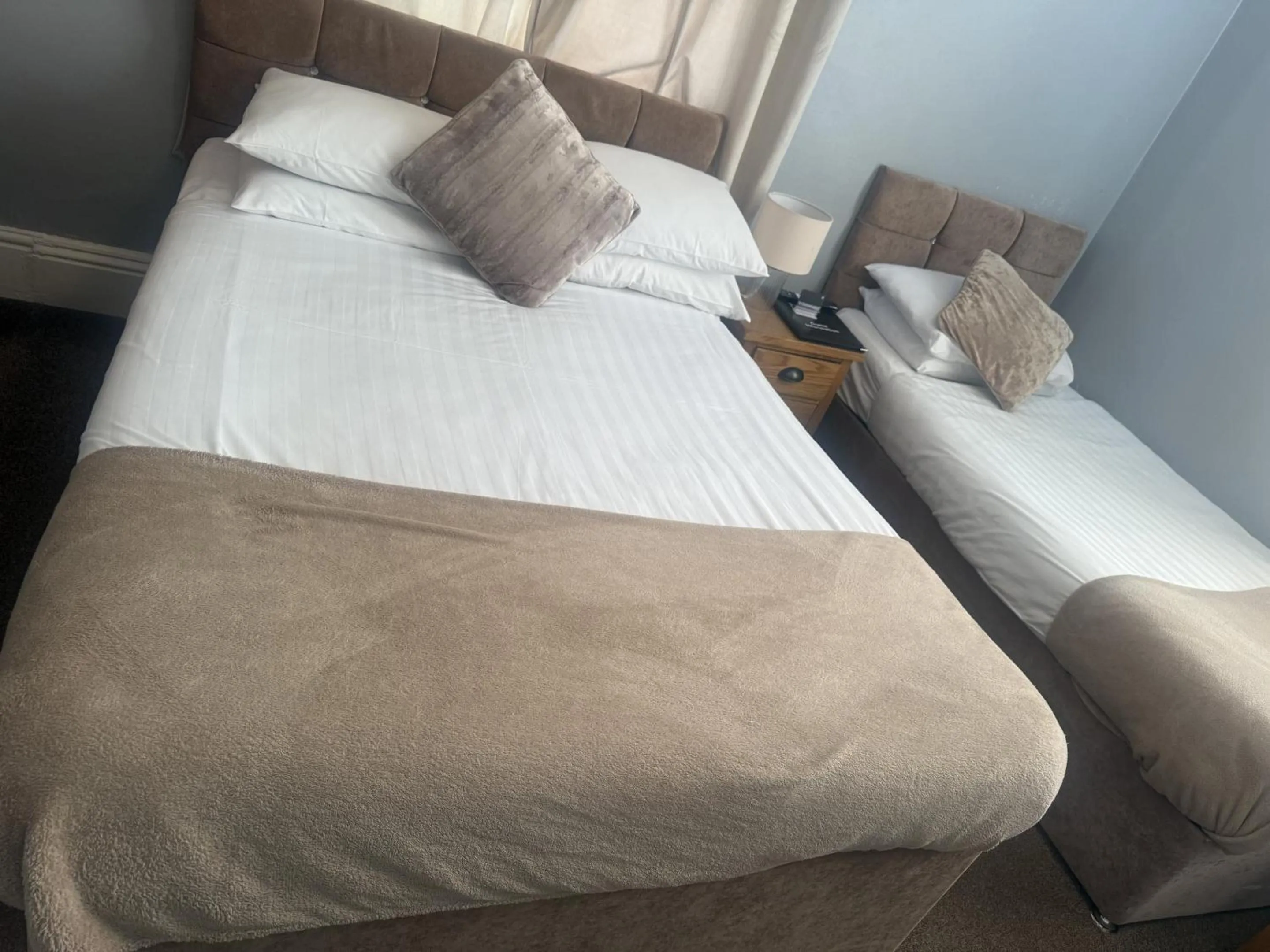 Bedroom, Bed in Diamonds Villa near York Hospital