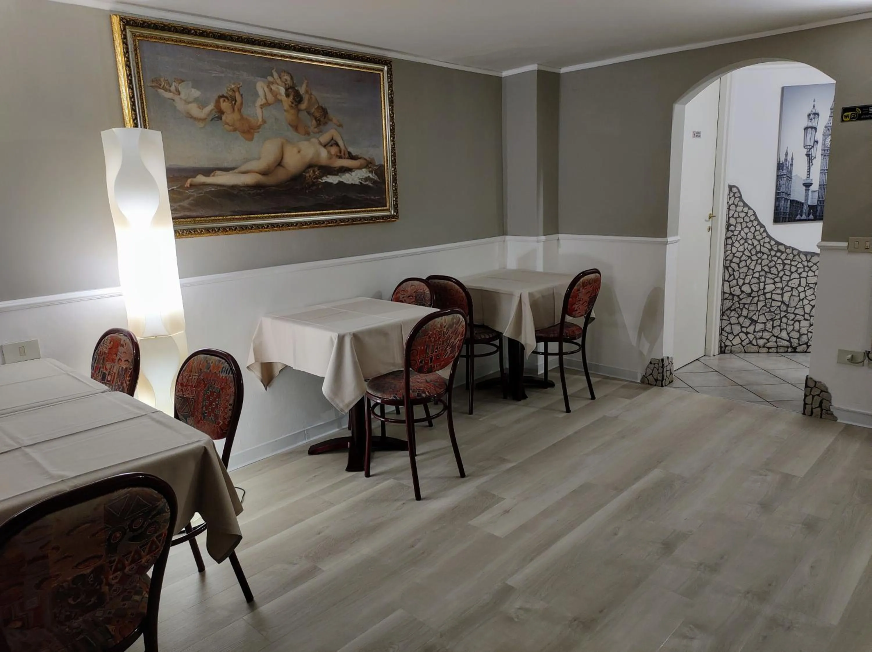 Dining area in Hotel Minerva