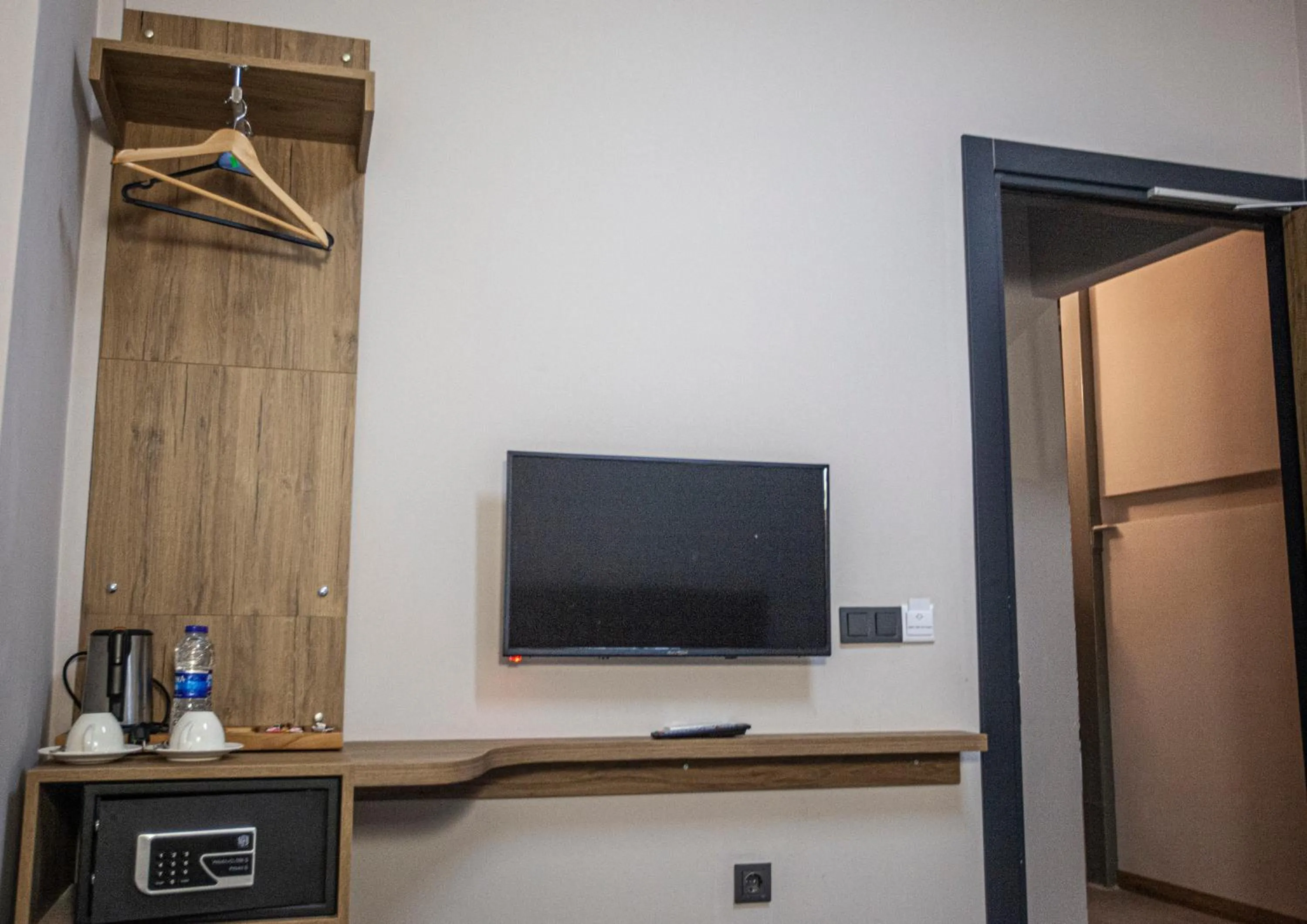 TV and multimedia in Jurnal Hotel