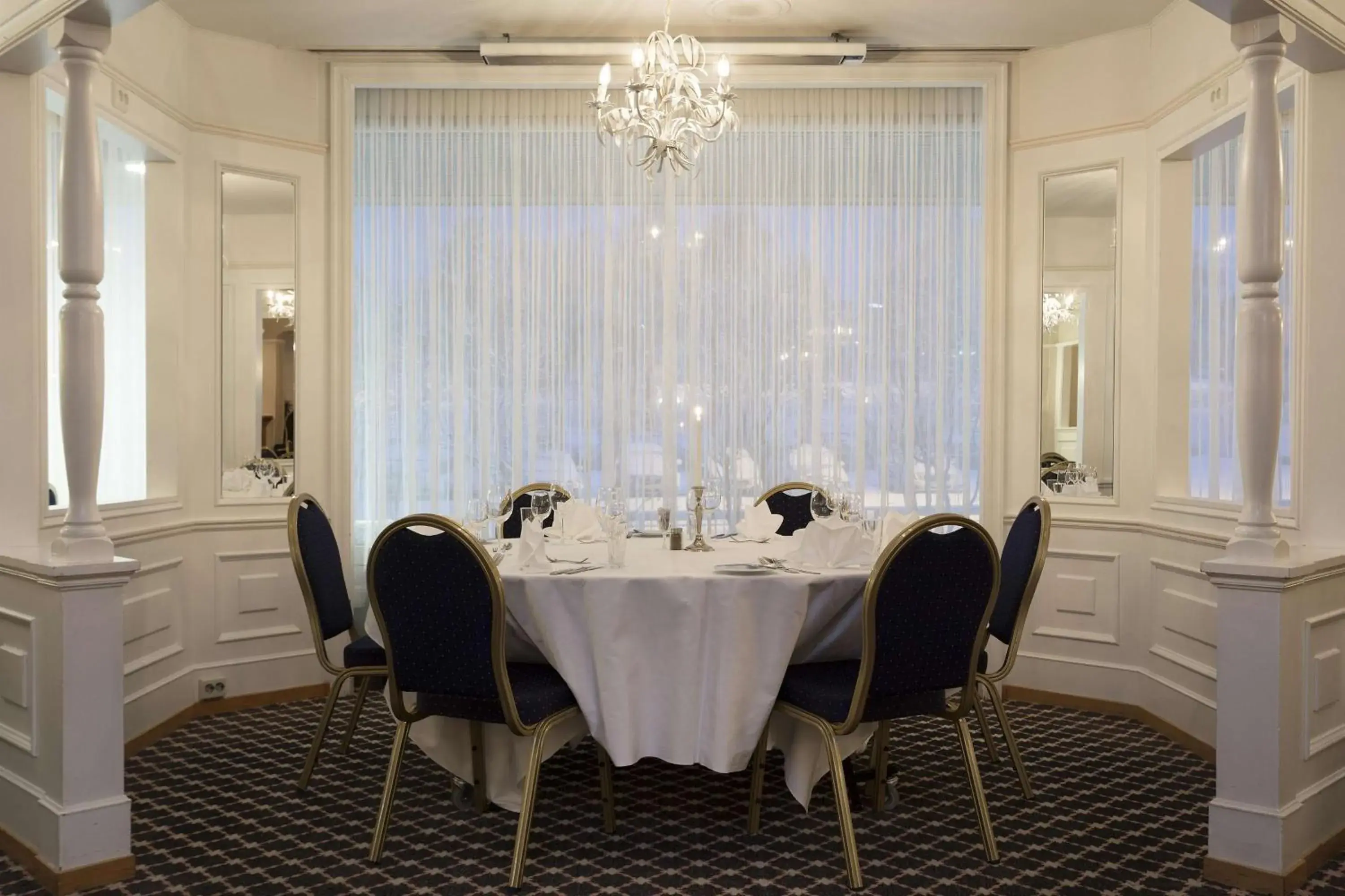 Restaurant/places to eat in Scandic Alta Restaurant/places to eat in Scandic Alta