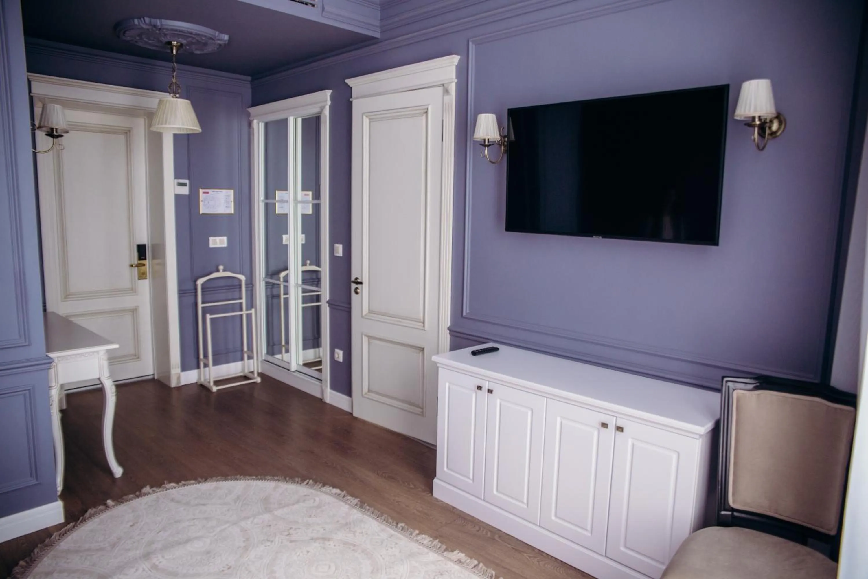 Living room, Bed in Royal BV