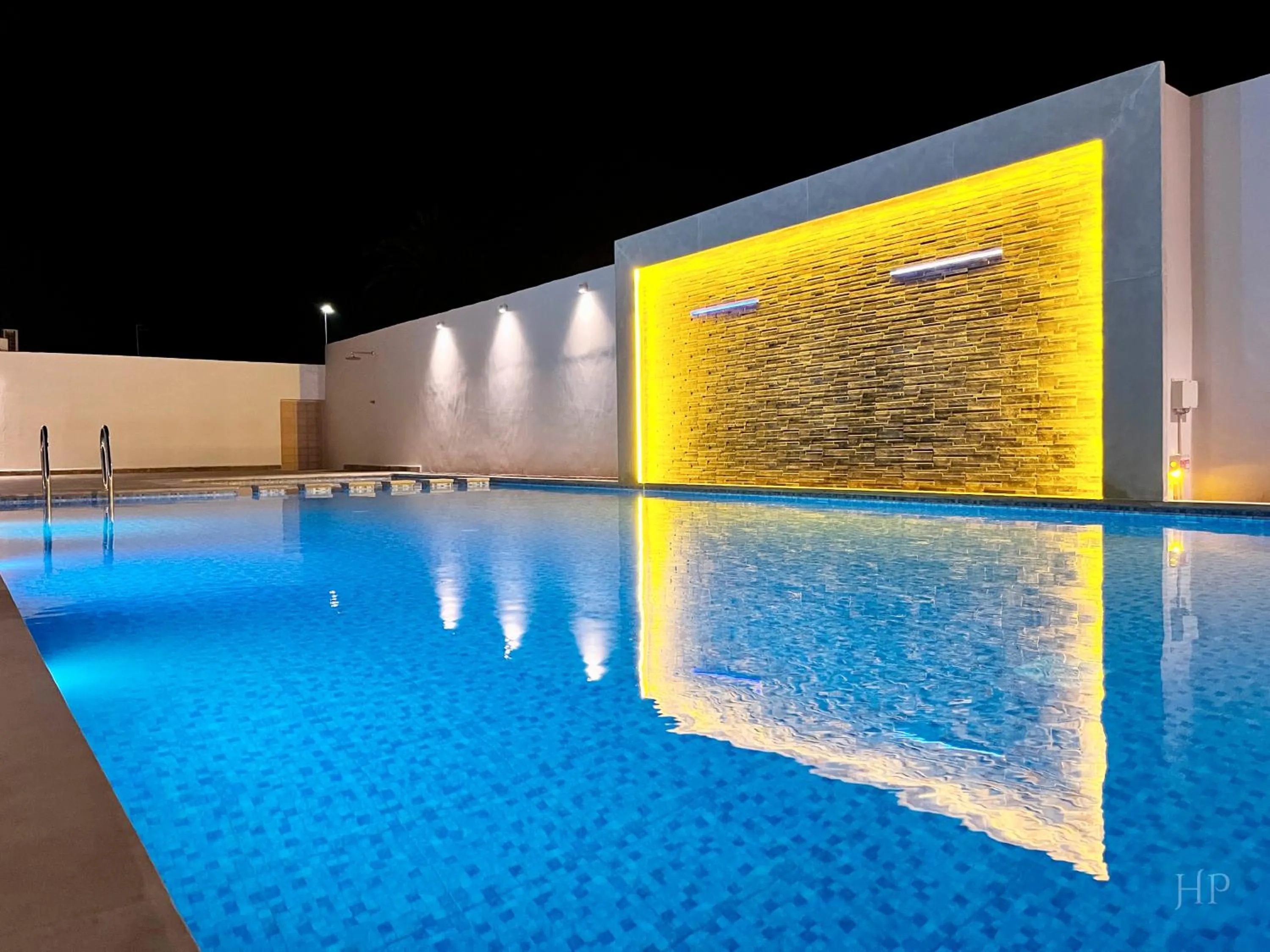 Swimming pool in Hôtel Plaisance