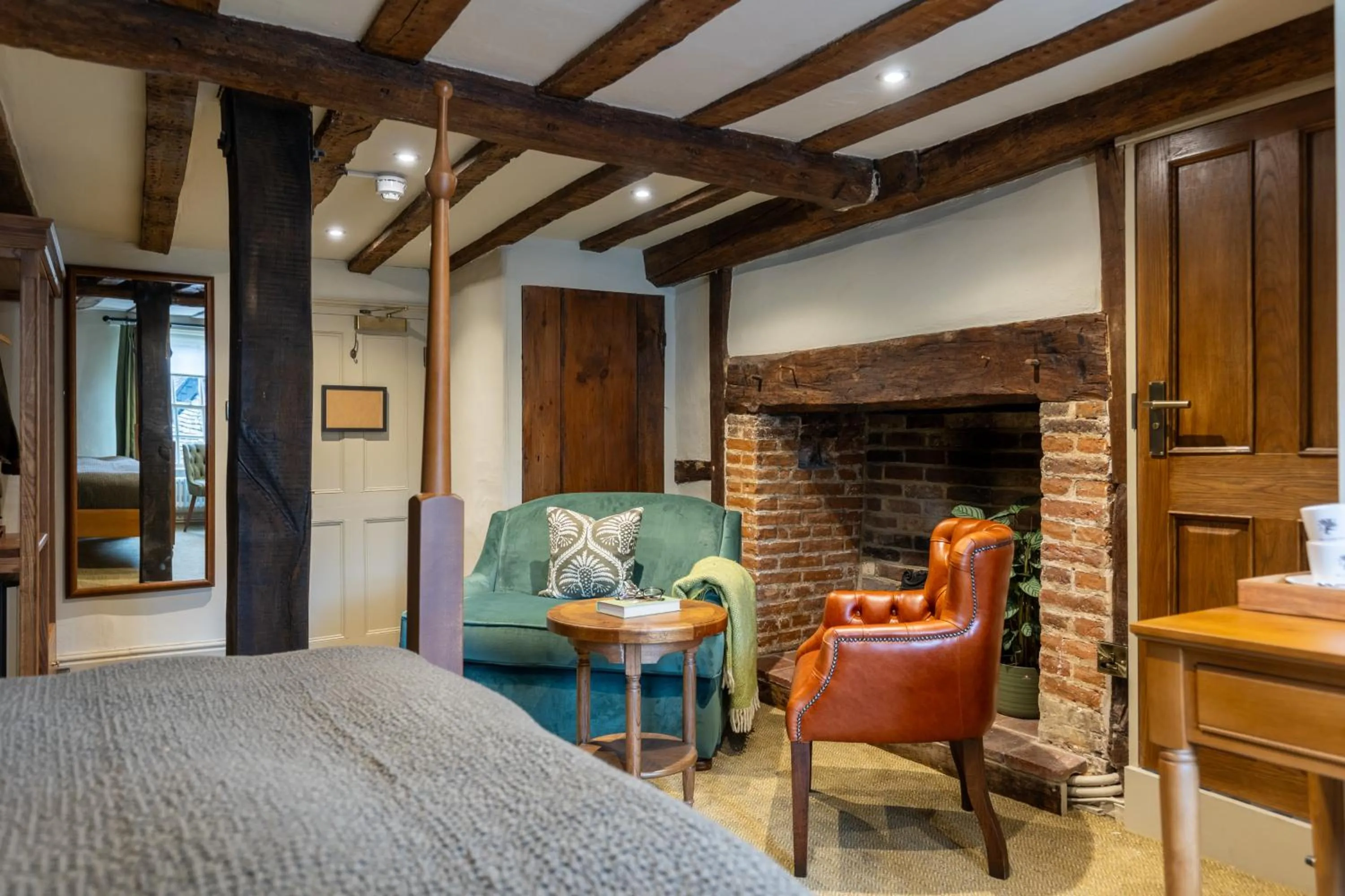 Bedroom, Bed in The Griffin Inn