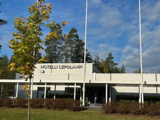 Hotelli Lepolampi