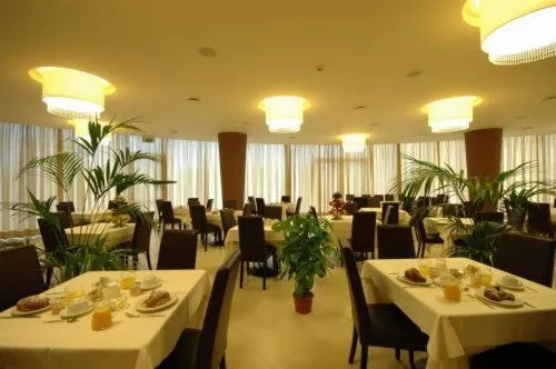 Restaurant/places to eat in Mediterraneo Palace Hotel