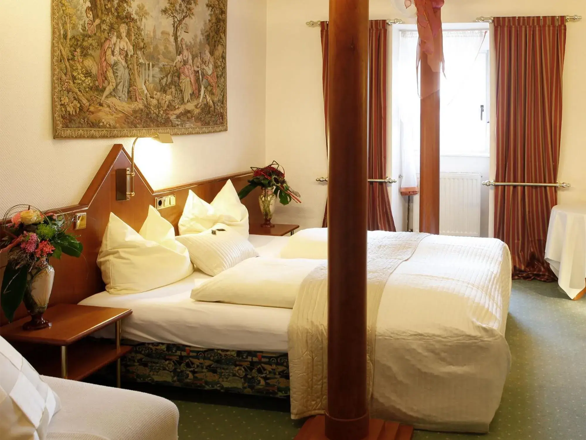 Superior Double Room in Hotel Villa Brenner Superior Double Room in Hotel Villa Brenner