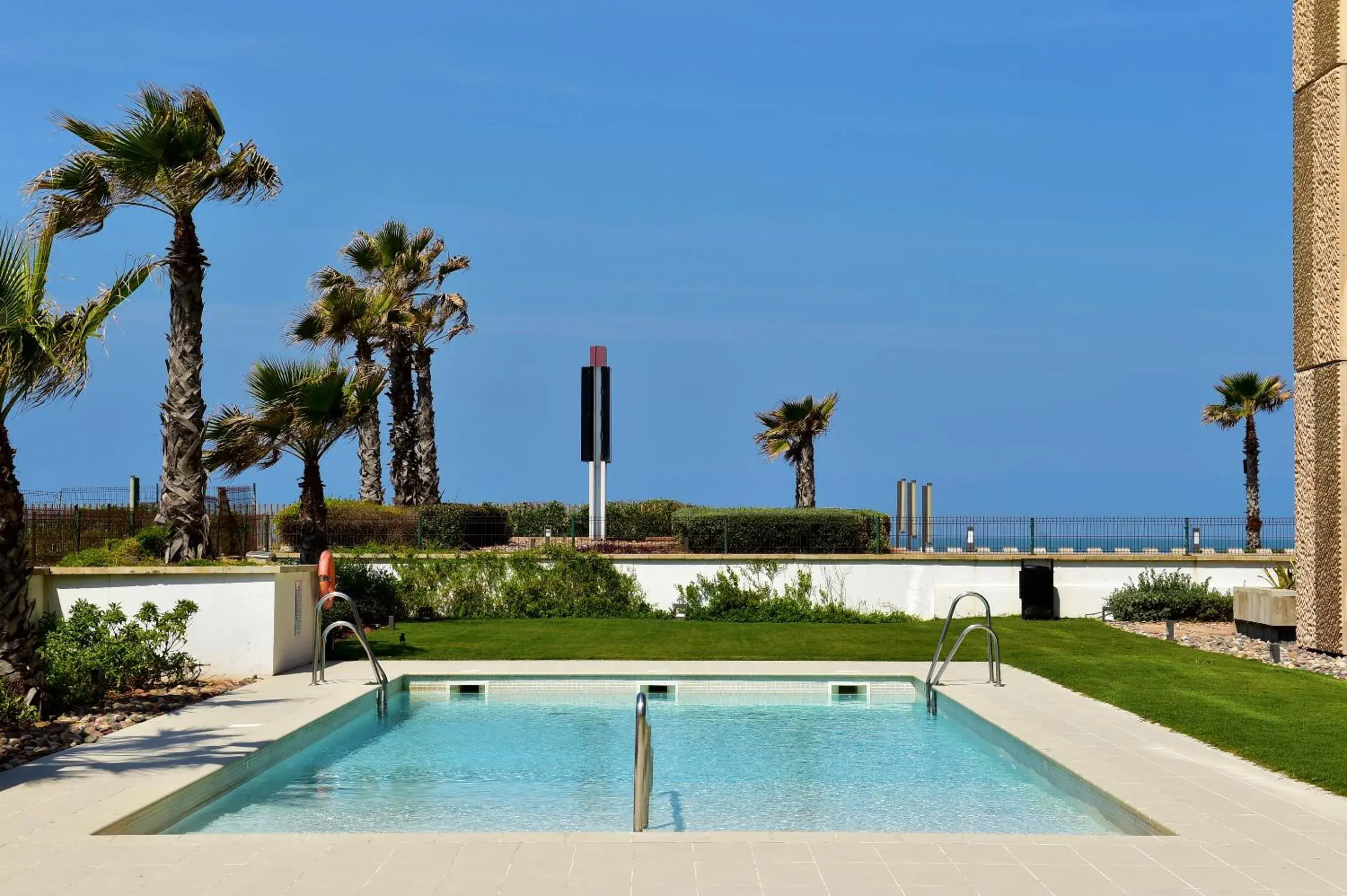 Swimming pool in Pestana Casablanca, Seaside Suites & Residences Swimming pool in Pestana Casablanca, Seaside Suites & Residences
