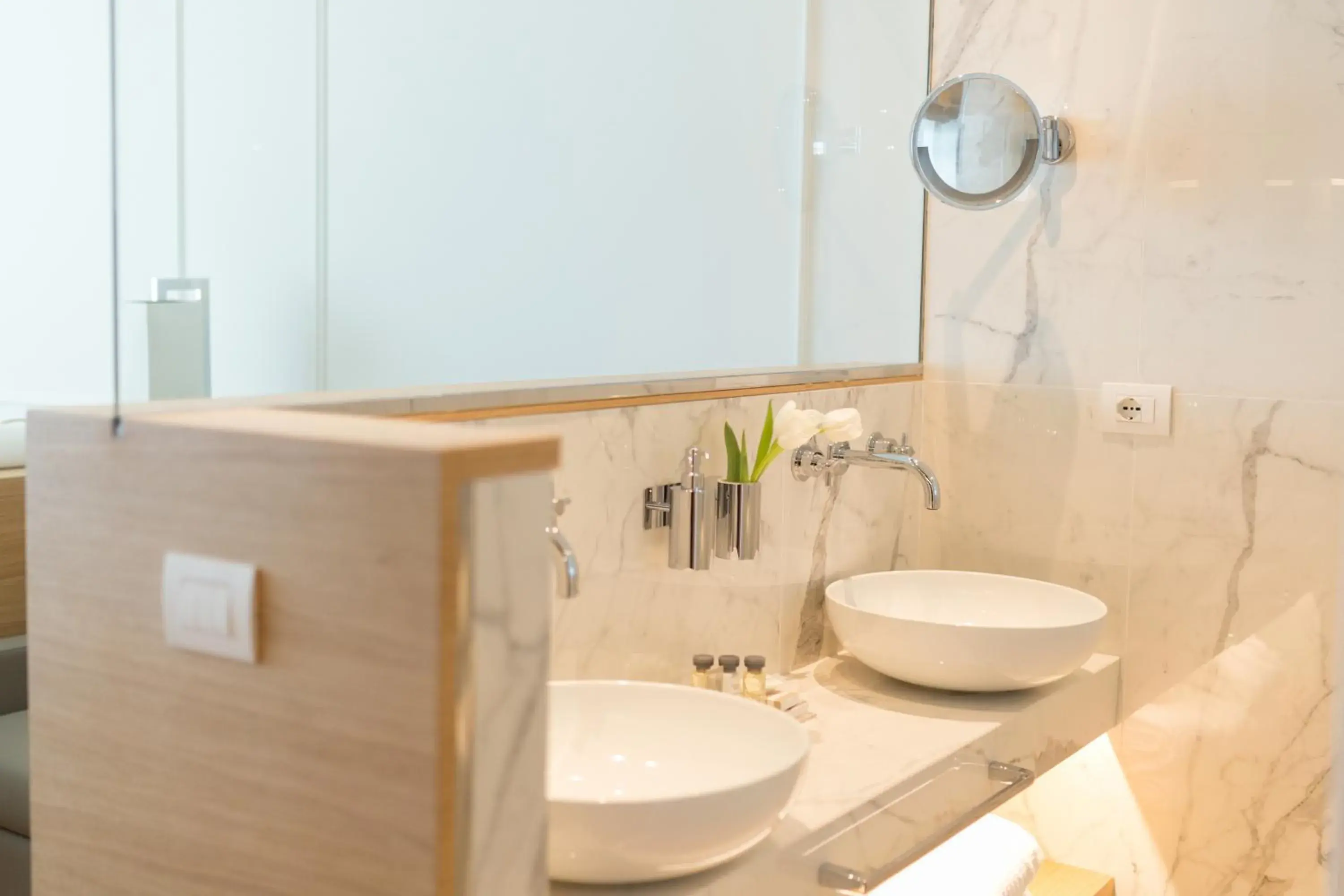 Bathroom in Hotel Abner's Bathroom in Hotel Abner's
