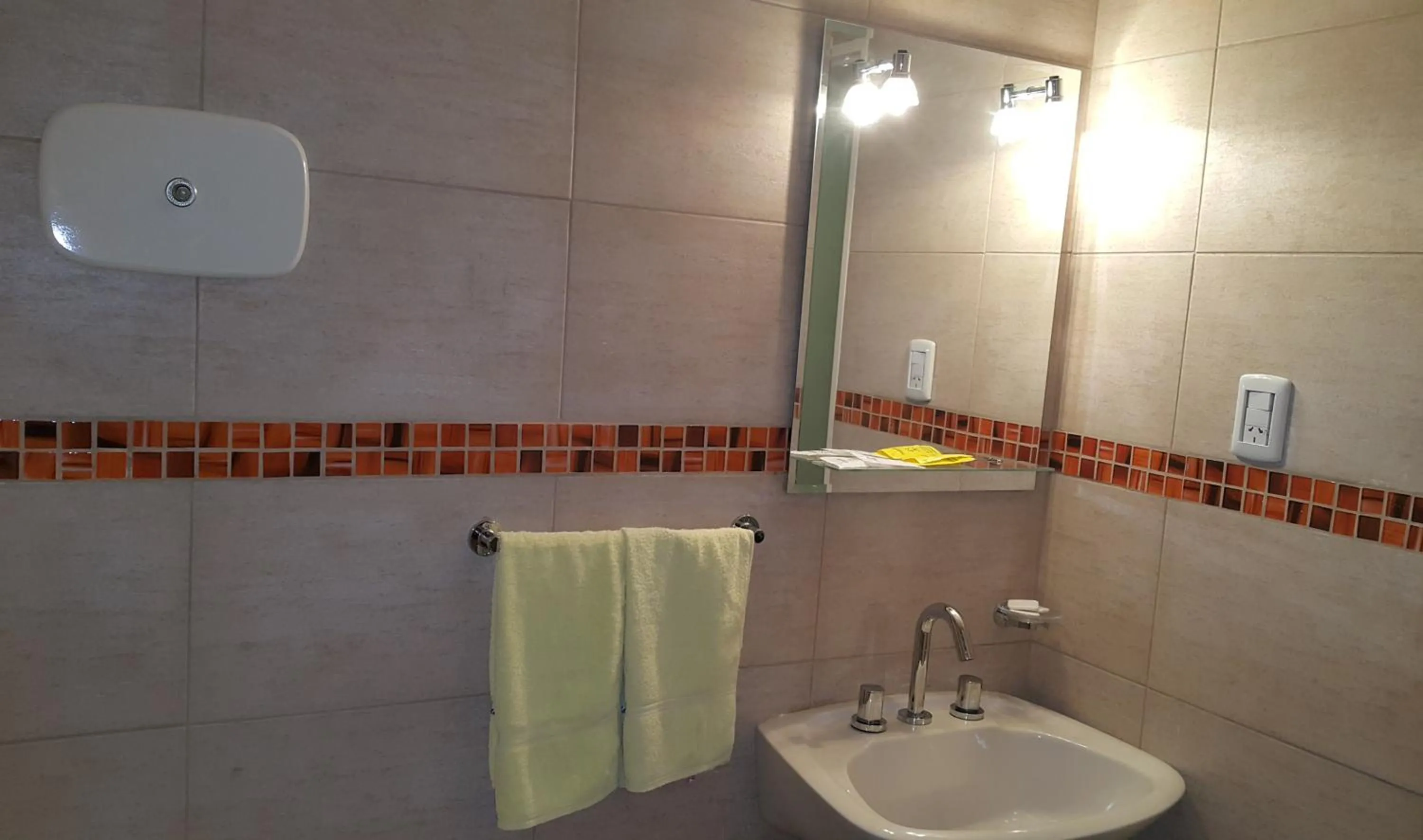 Bathroom in Hotel Avenida