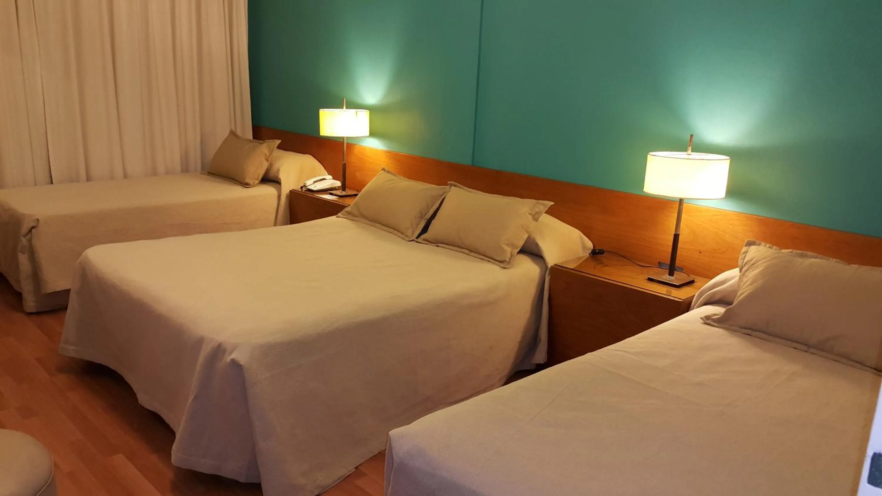 Bed in Hotel Avenida