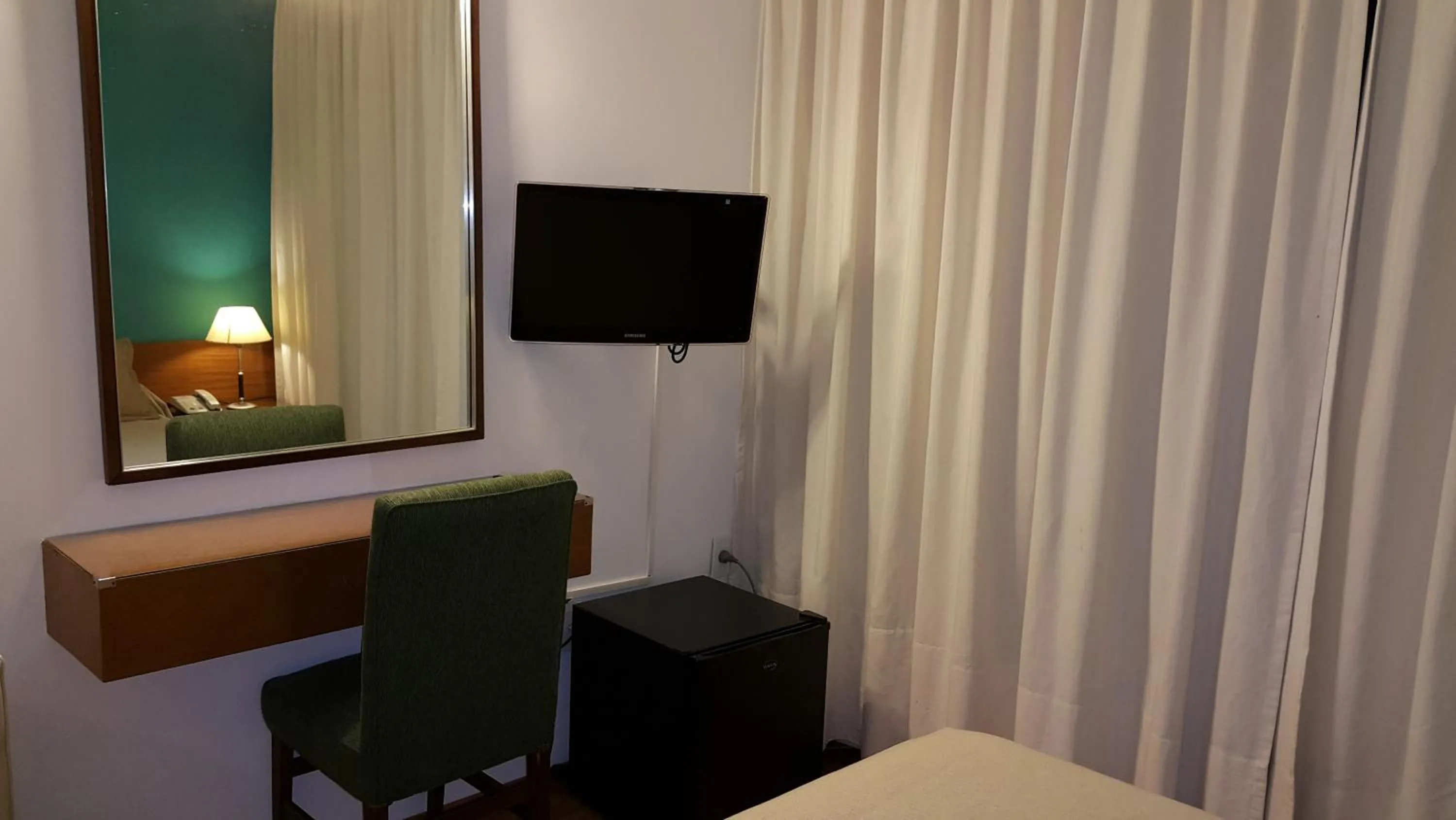 Photo of the whole room in Hotel Avenida