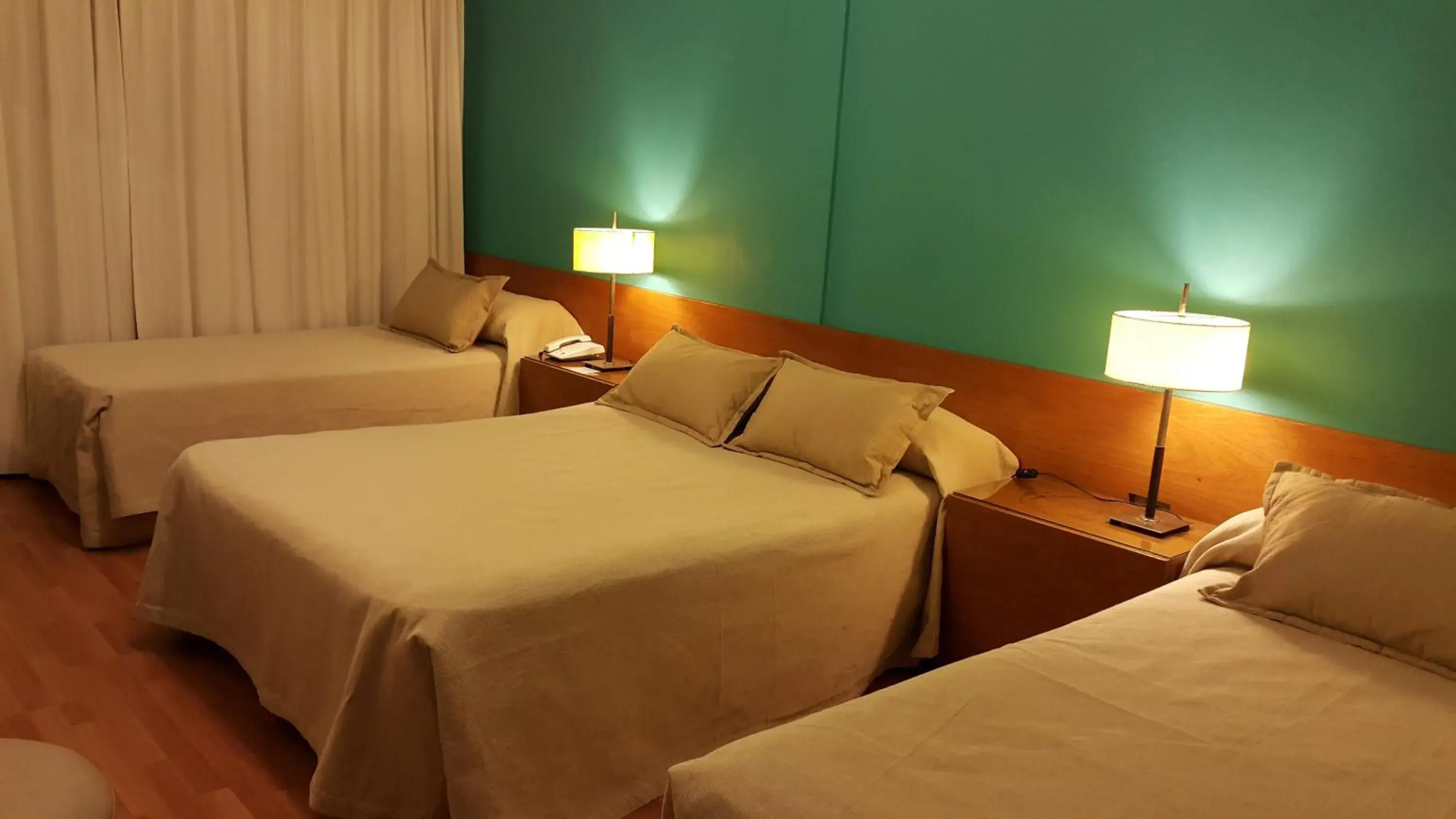 Bed in Hotel Avenida Bed in Hotel Avenida