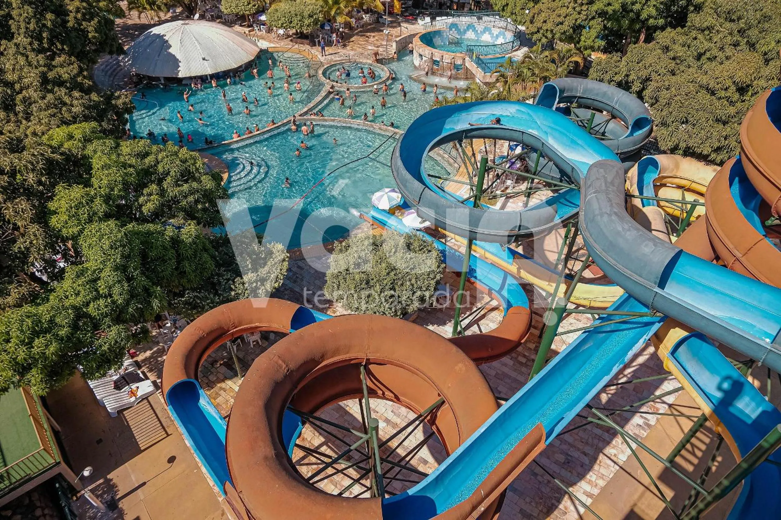 Aqua park in Piazza diRoma - VaciaTemporada