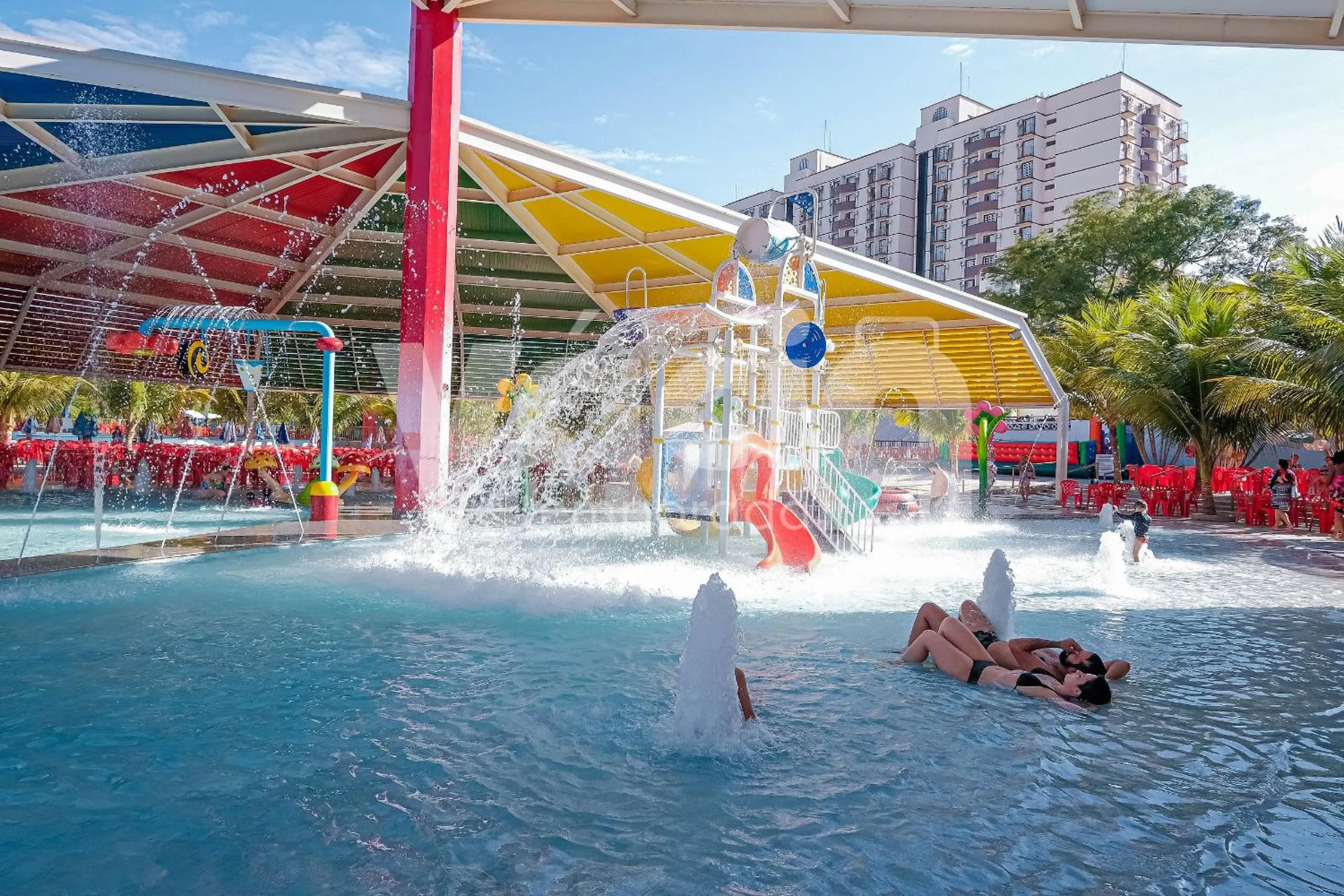 Children play ground in Piazza diRoma - VaciaTemporada