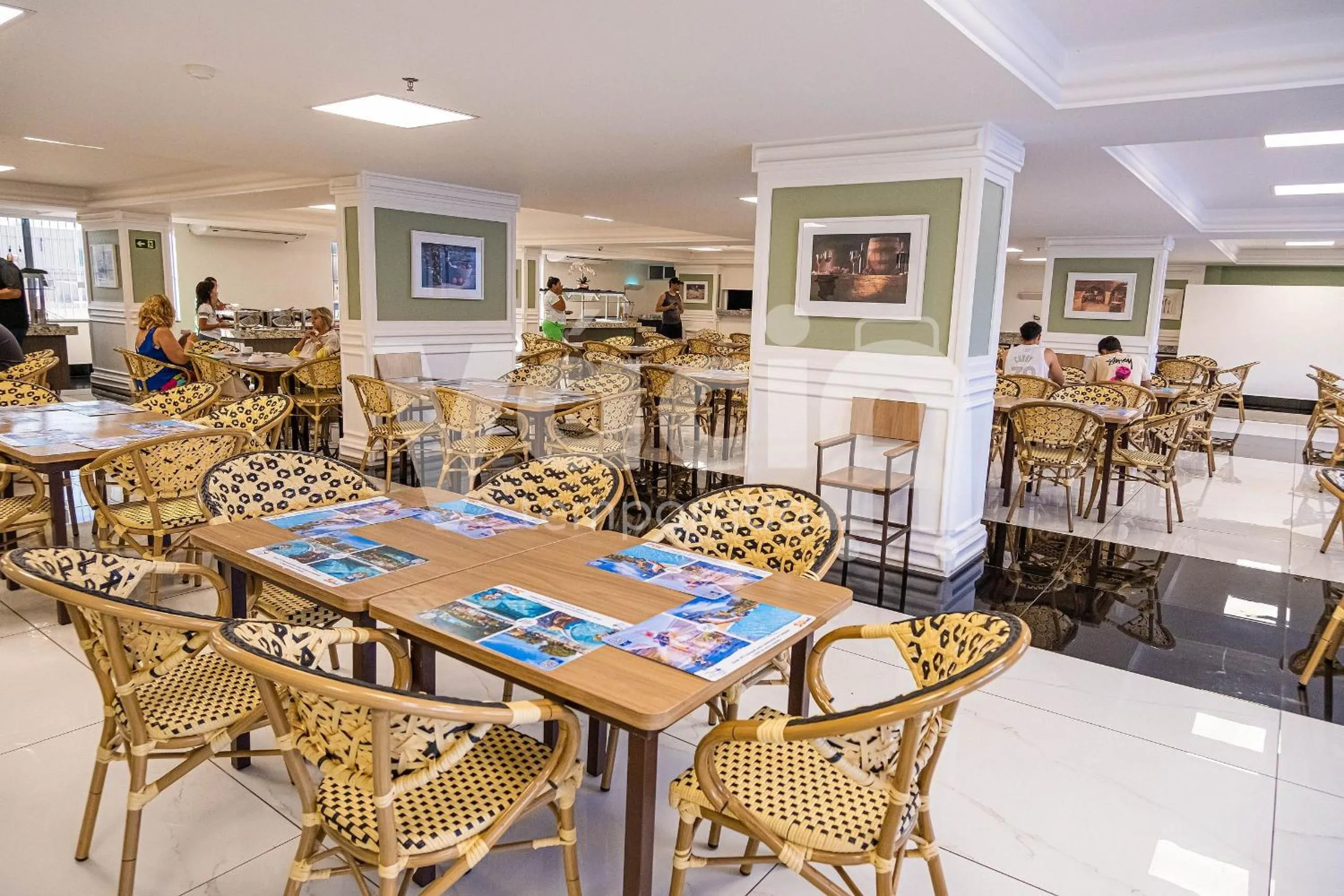 Restaurant/places to eat in Piazza diRoma - VaciaTemporada