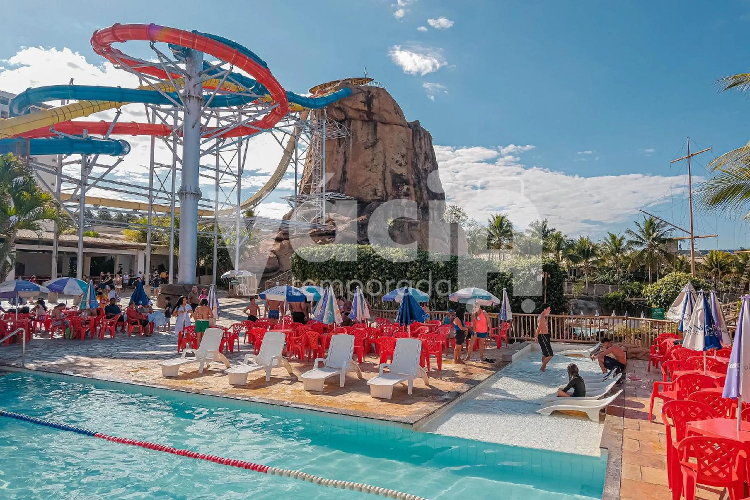 Aqua park in Piazza diRoma - VaciaTemporada
