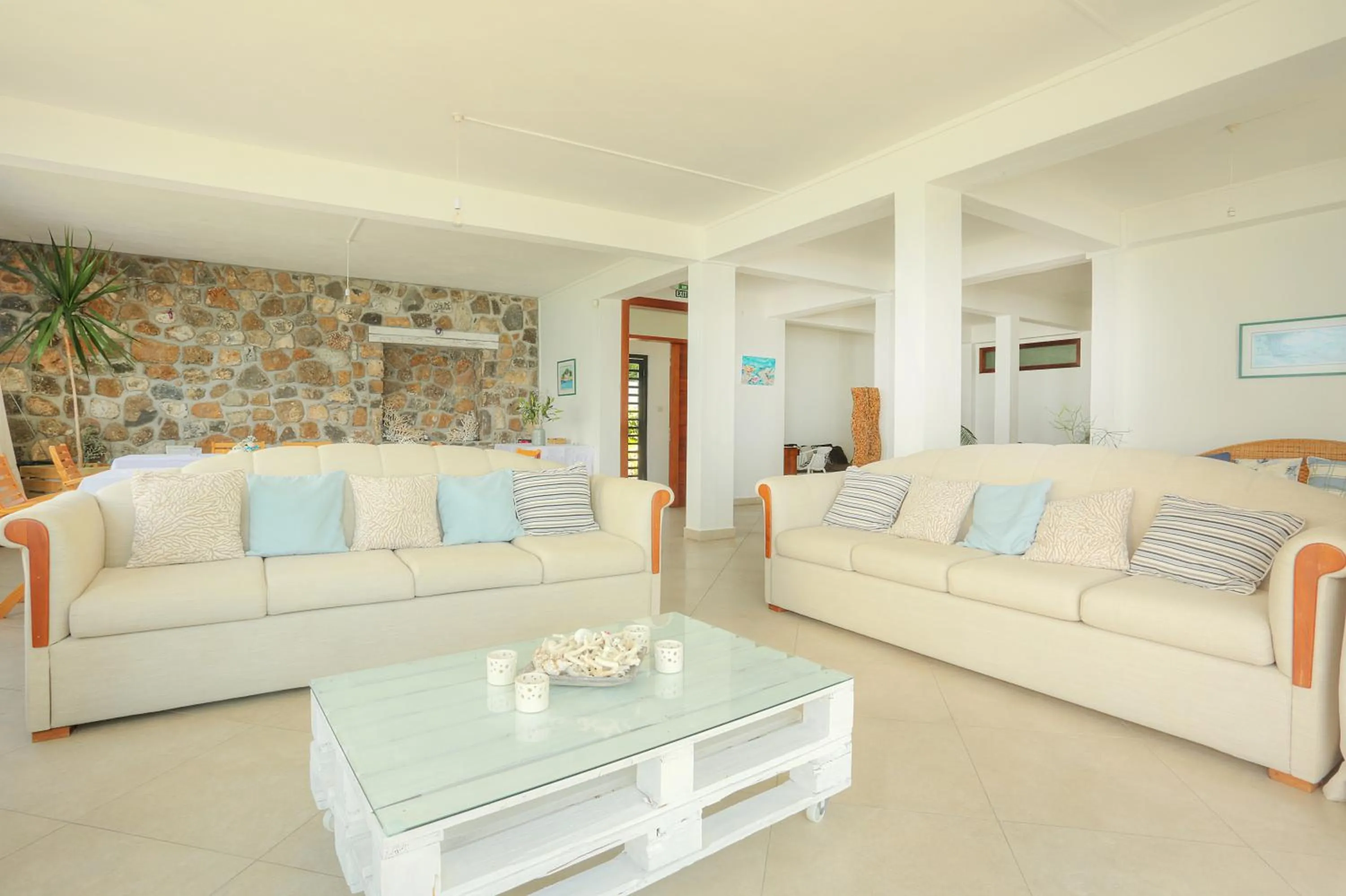 Living room in Auberge SeaFever