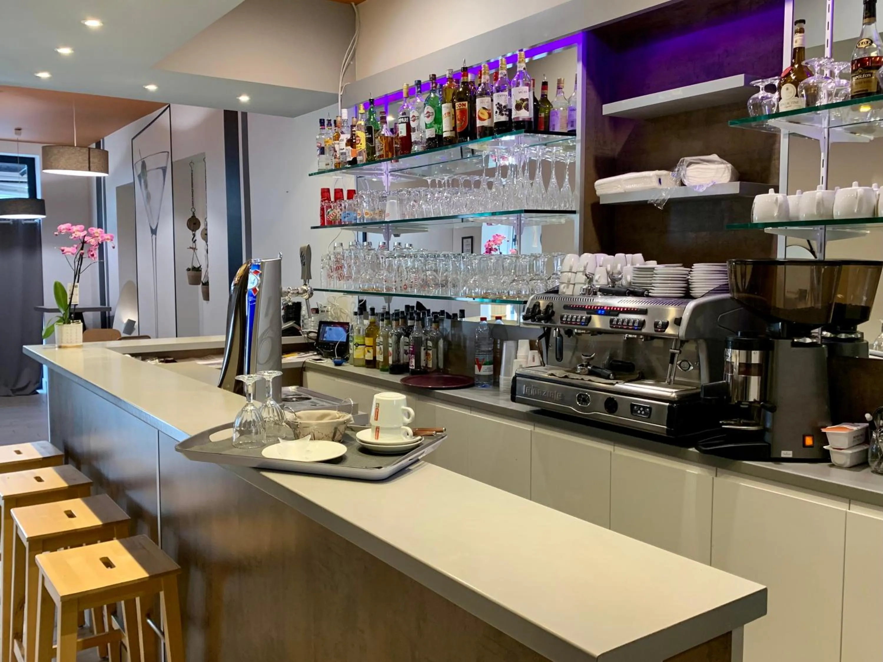 Lounge or bar in Hotel Le Cosy Riva Bella